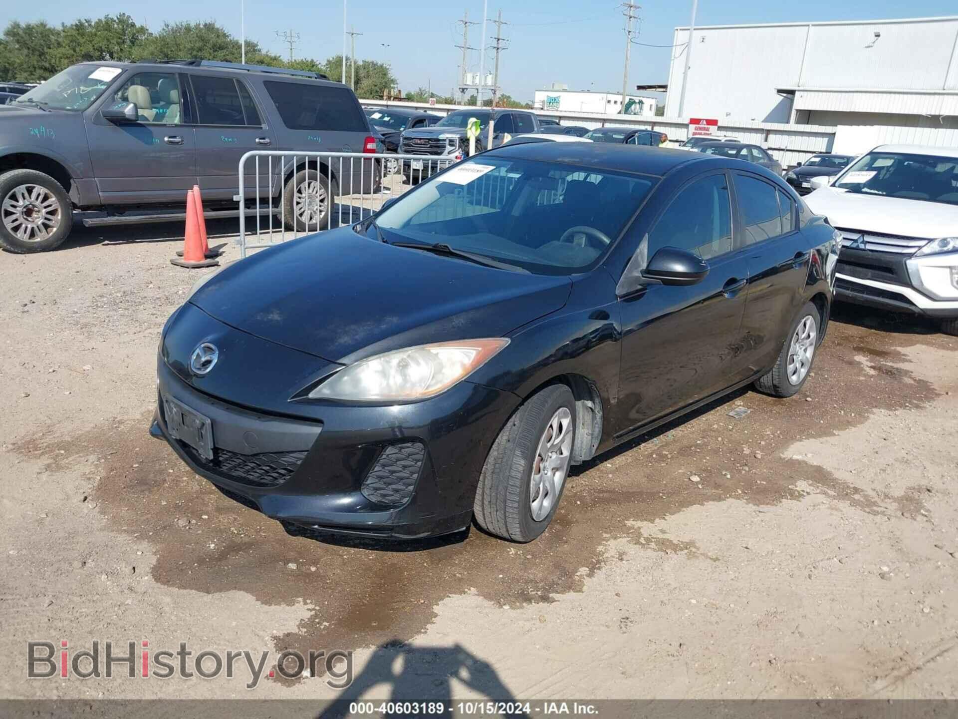 2013 MAZDA MAZDA3 - VIN: JM1BL1TF2D1838178 - Фото 2