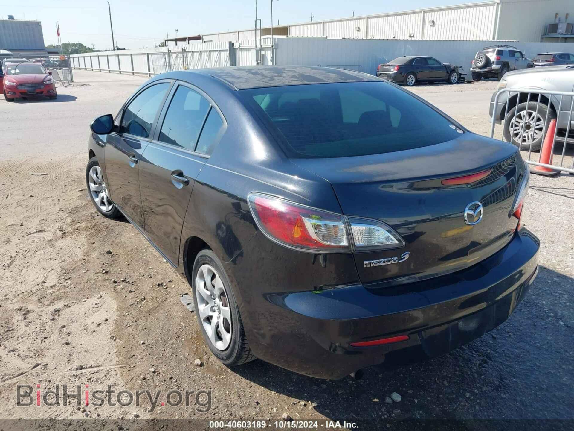 2013 MAZDA MAZDA3 - VIN: JM1BL1TF2D1838178 - Фото 3