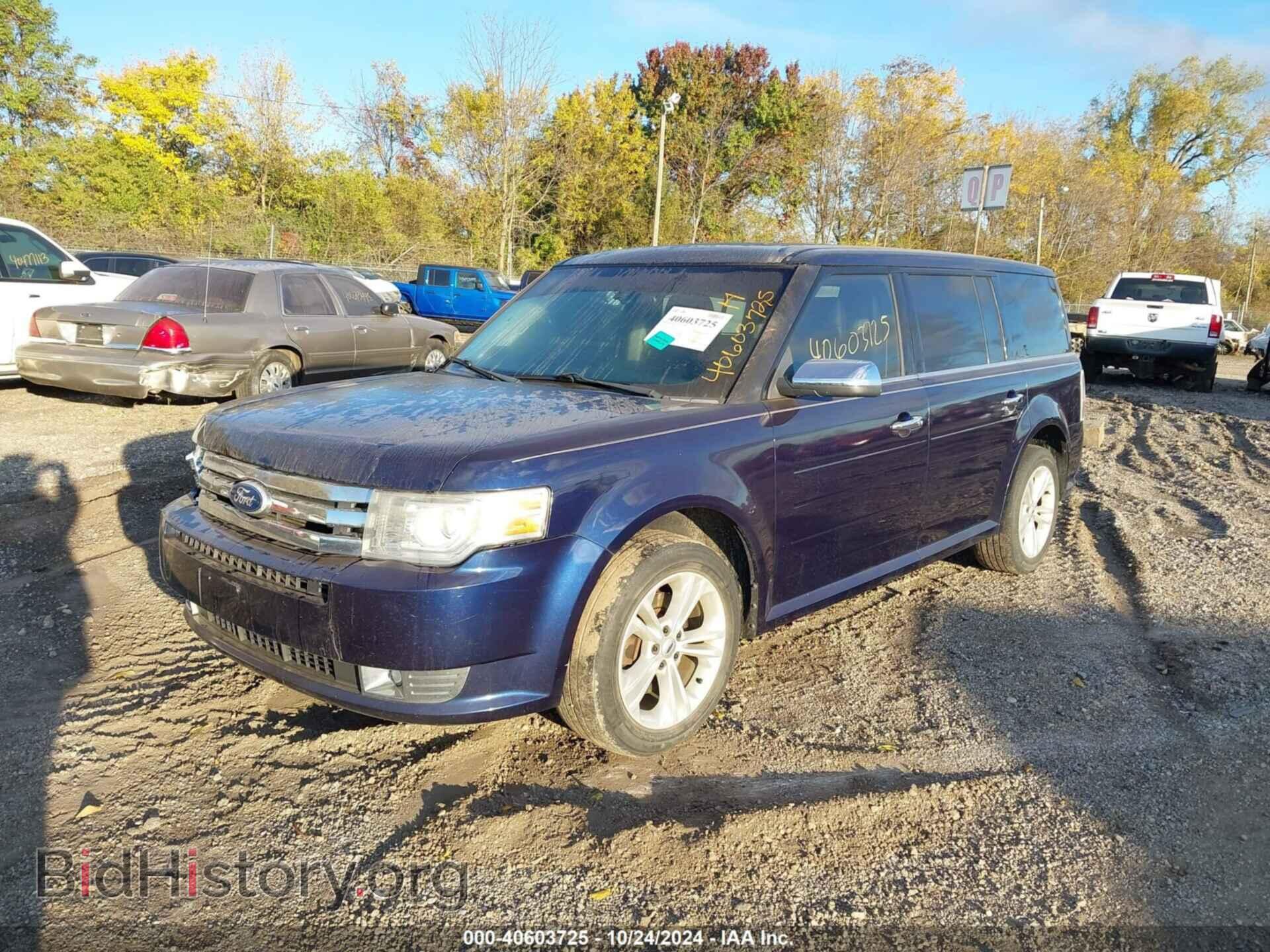 2011 FORD FLEX - VIN: 2FMGK5DC4BBD05668 - Photo 2