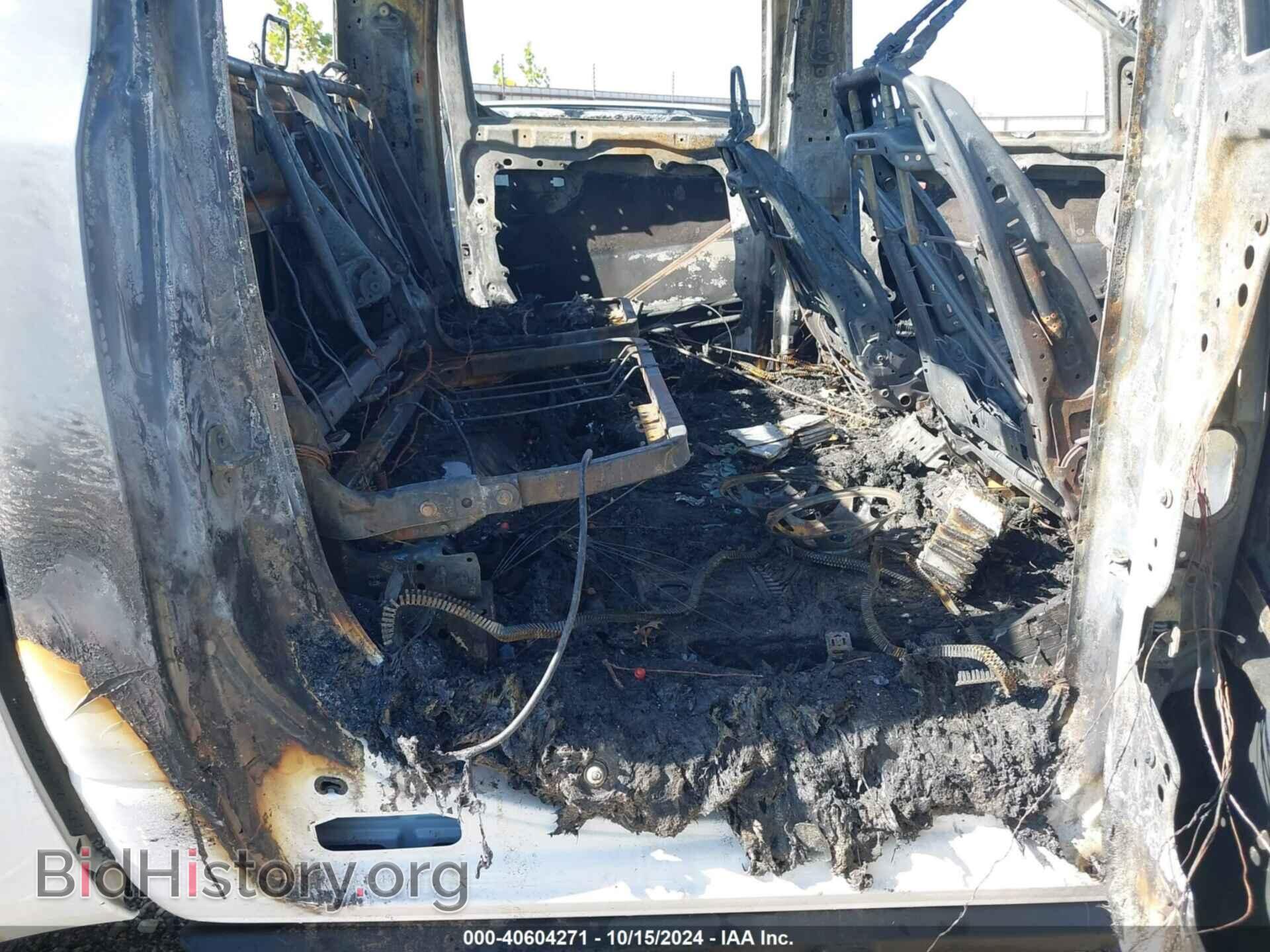 2022 RAM 1500 - VIN: 1C6SRFFT7NN236469 - Фото 8