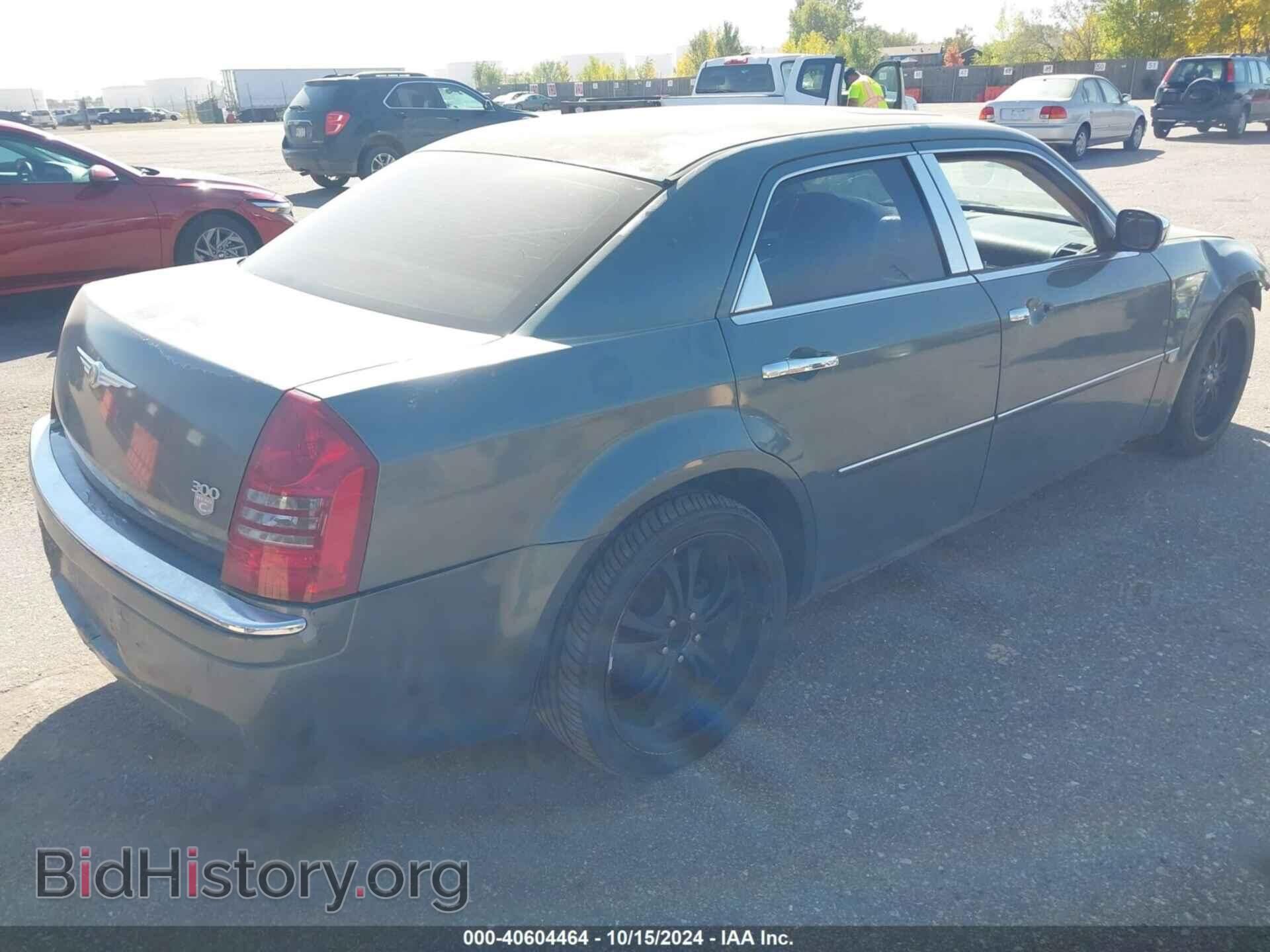 2005 CHRYSLER 300C - VIN: 2C3AA63HX5H520283 - Фото 4
