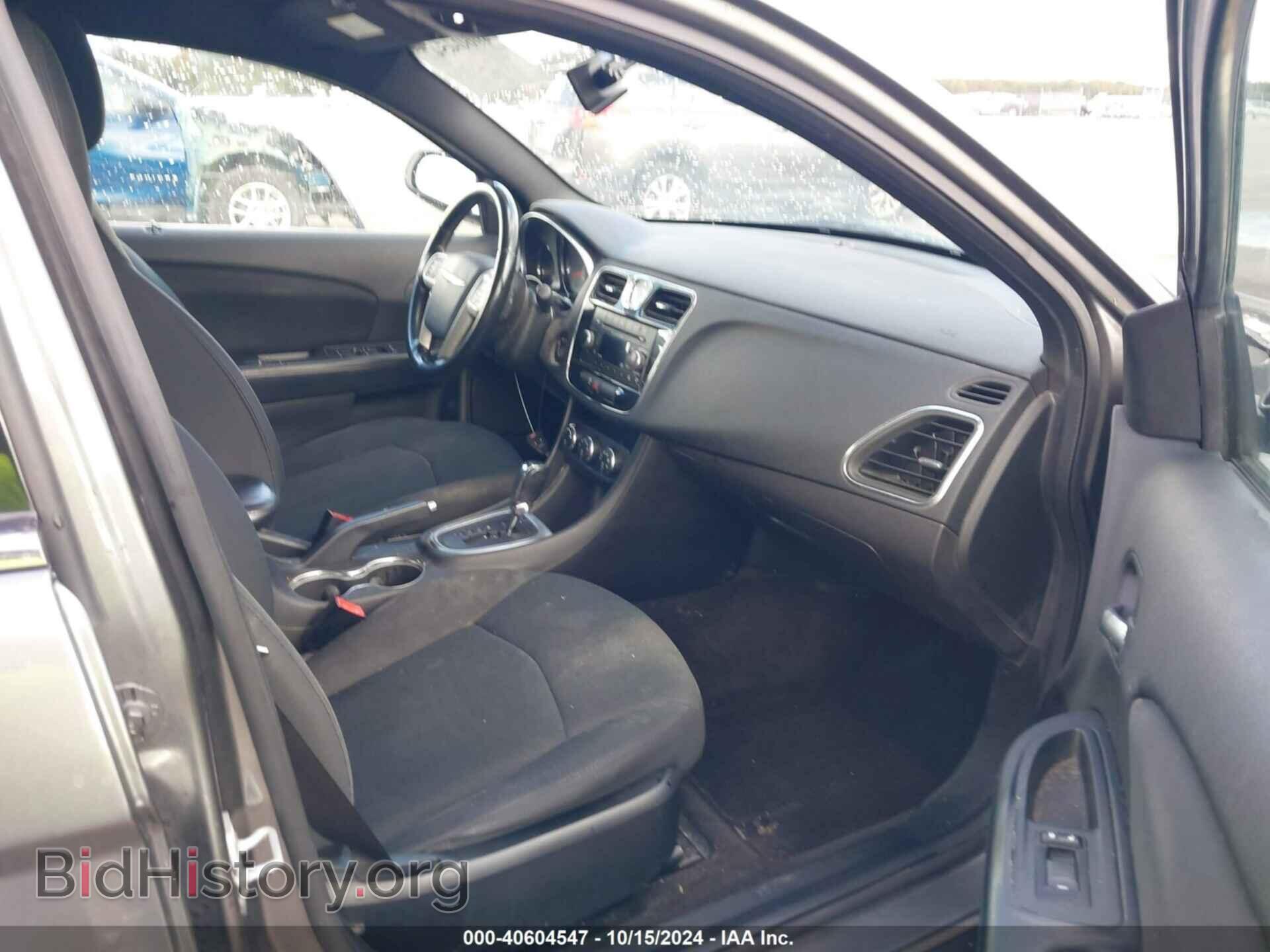 2012 CHRYSLER 200 - VIN: 1C3CCBBB3CN140585 - Фото 5