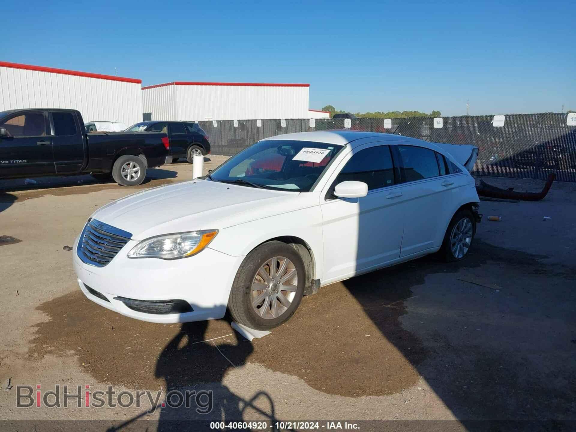 2012 CHRYSLER 200 - VIN: 1C3CCBBBXCN262893 - Photo 2
