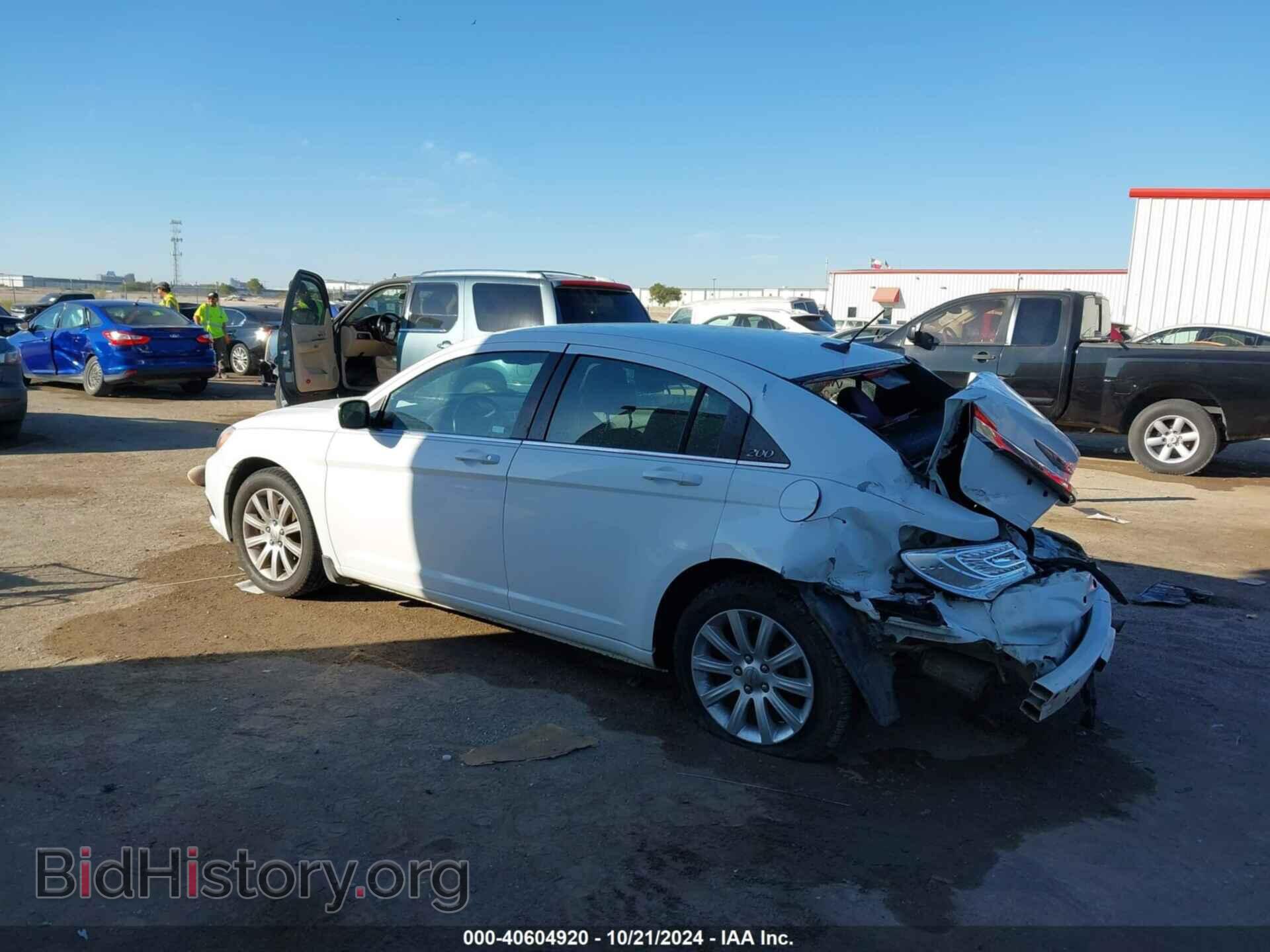 2012 CHRYSLER 200 - VIN: 1C3CCBBBXCN262893 - Photo 3