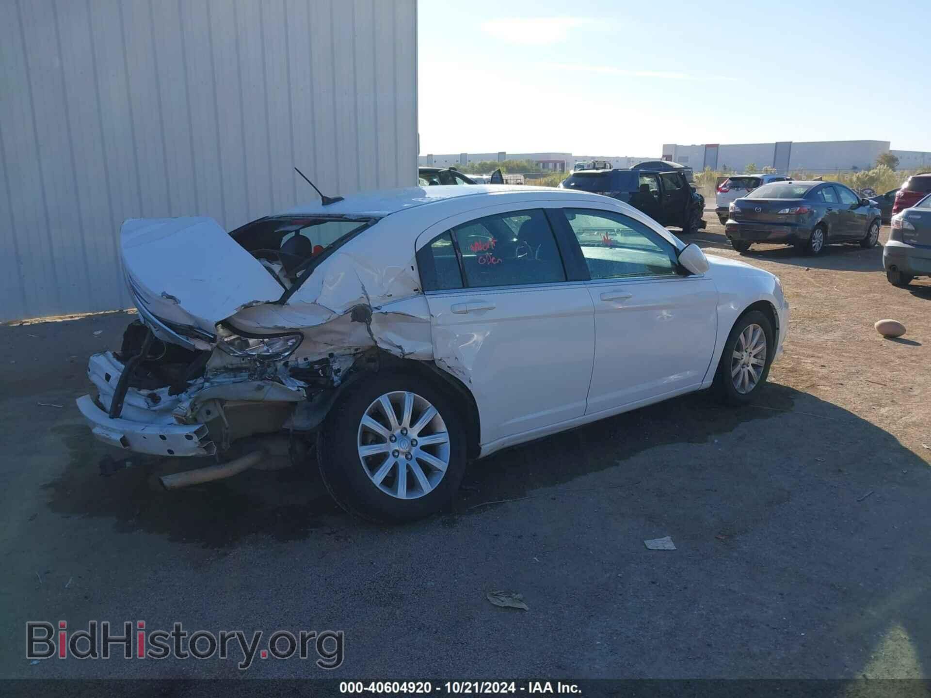 2012 CHRYSLER 200 - VIN: 1C3CCBBBXCN262893 - Photo 4