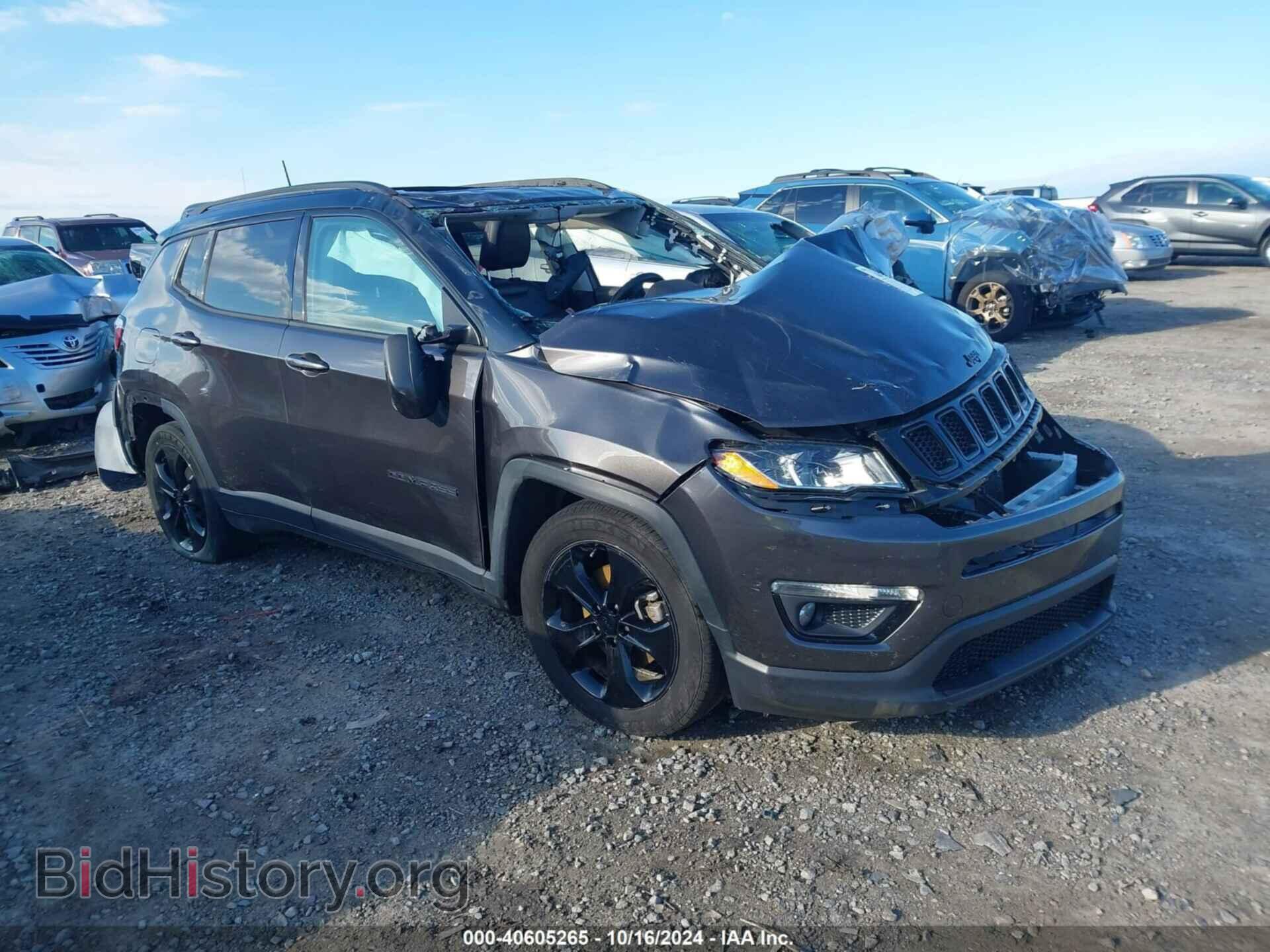 Photo 3C4NJCBB5JT407688 - JEEP COMPASS 2018