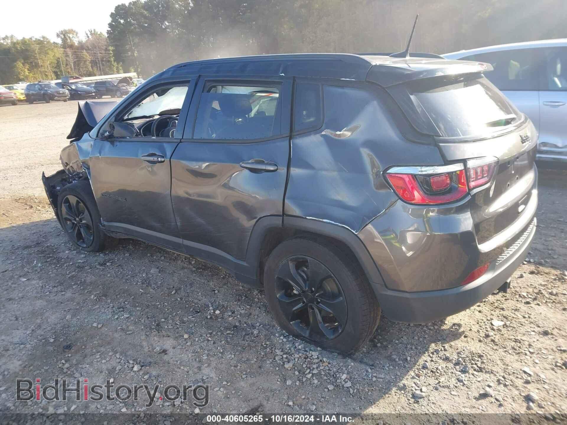 2018 JEEP COMPASS - VIN: 3C4NJCBB5JT407688 - Фото 3