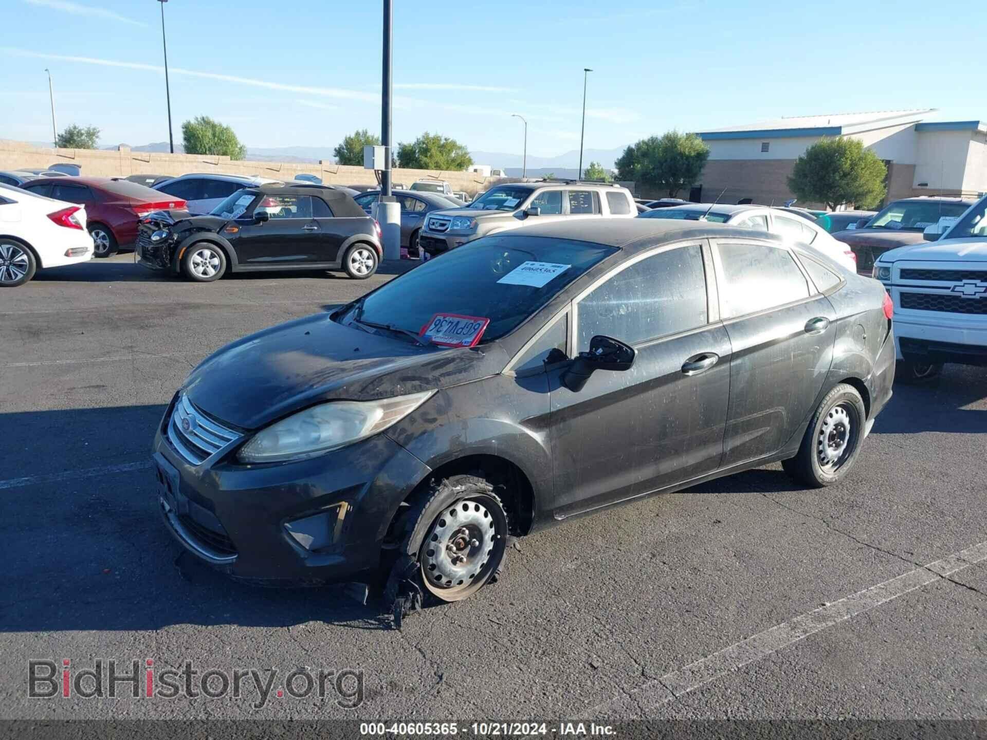 2011 FORD FIESTA - VIN: 3FADP4BJ3BM142956 - Фото 2
