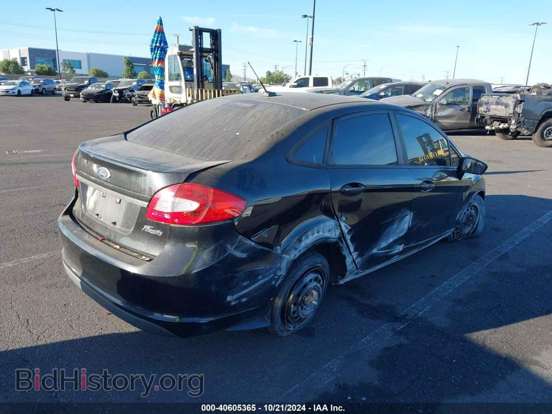 2011 FORD FIESTA - VIN: 3FADP4BJ3BM142956 - Фото 4