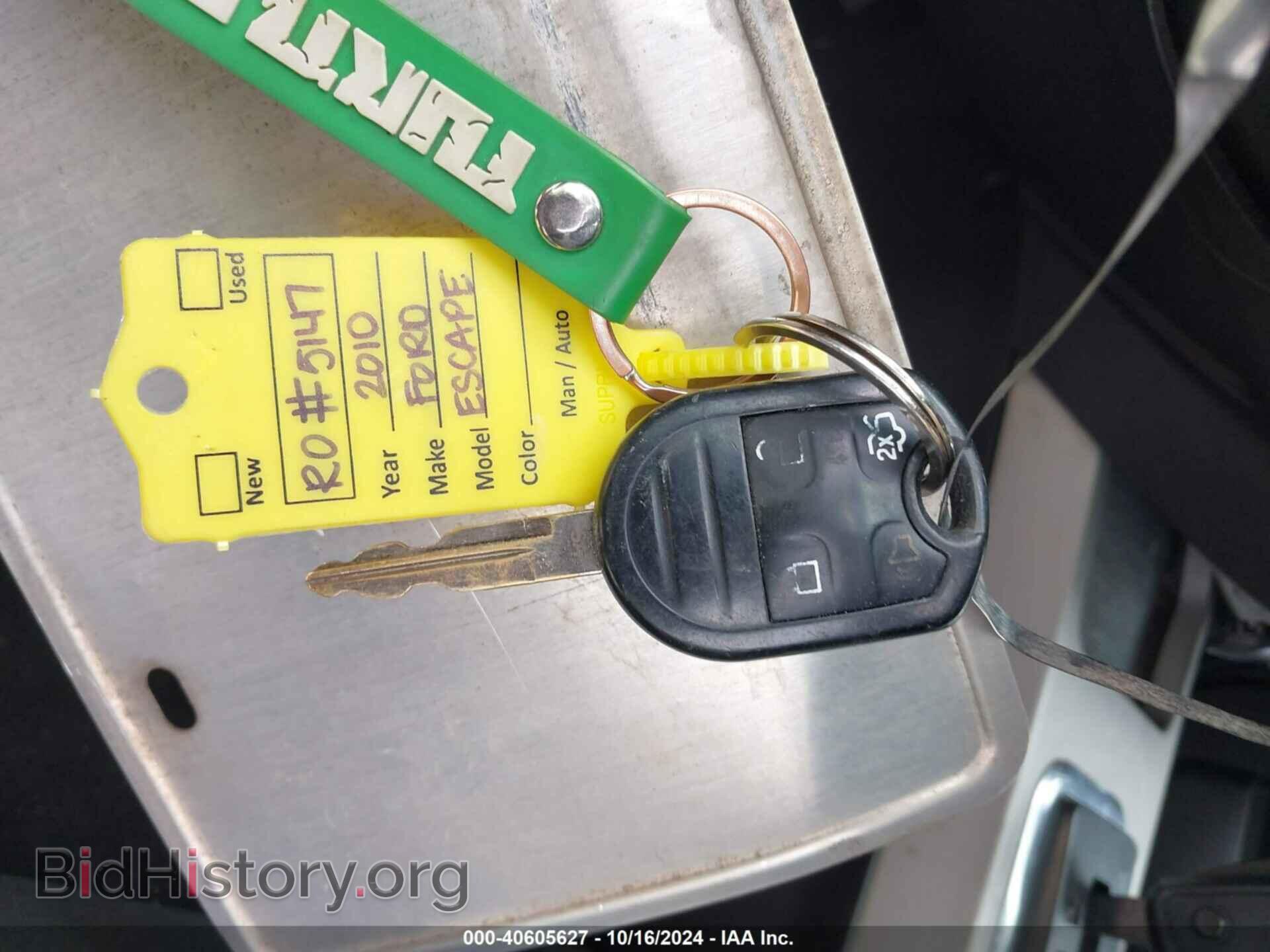 2010 FORD ESCAPE - VIN: 1FMCU0D77AKD02511 - Фото 11