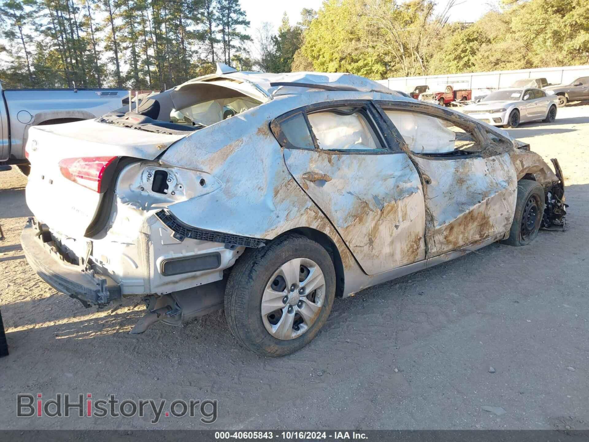 2017 KIA FORTE - VIN: 3KPFK4A71HE091189 - Фото 4