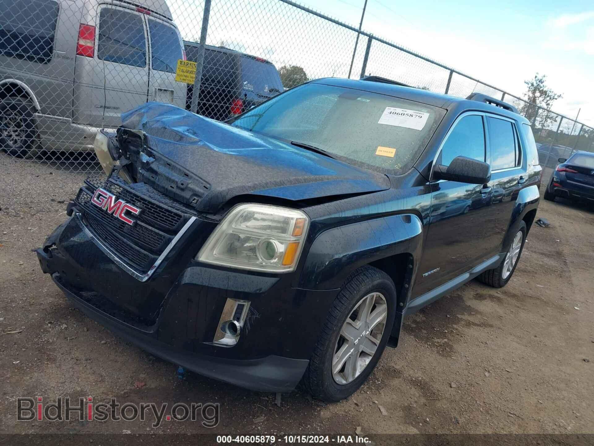 2011 GMC TERRAIN - VIN: 2CTALUEC7B6438437 - Photo 2