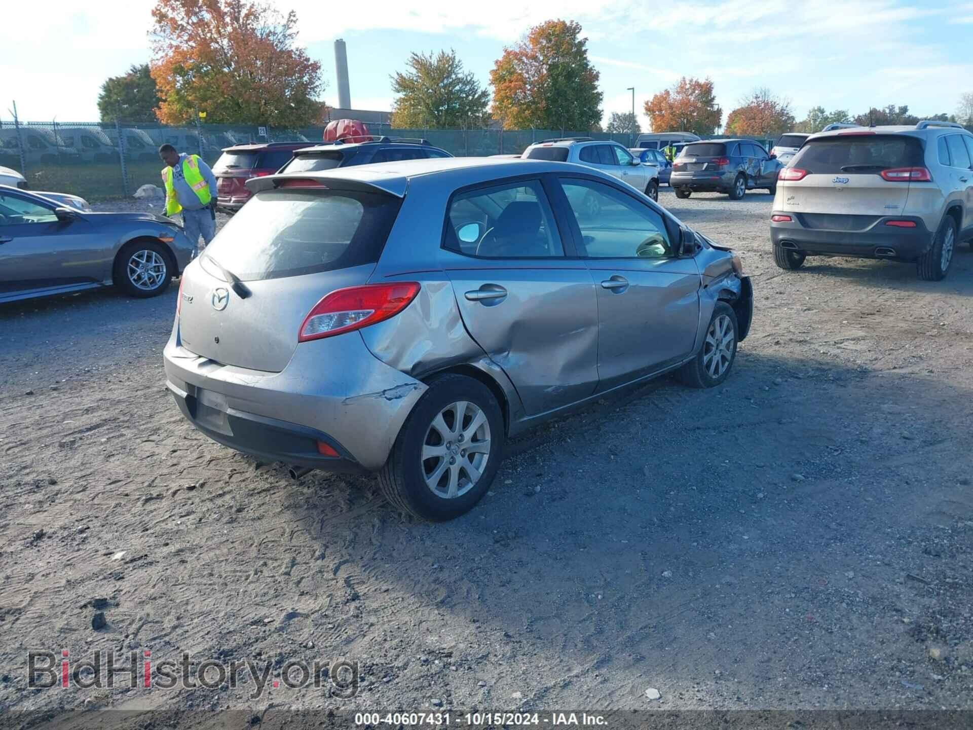 2012 MAZDA MAZDA2 - VIN: JM1DE1LZ7C0132244 - Фото 4