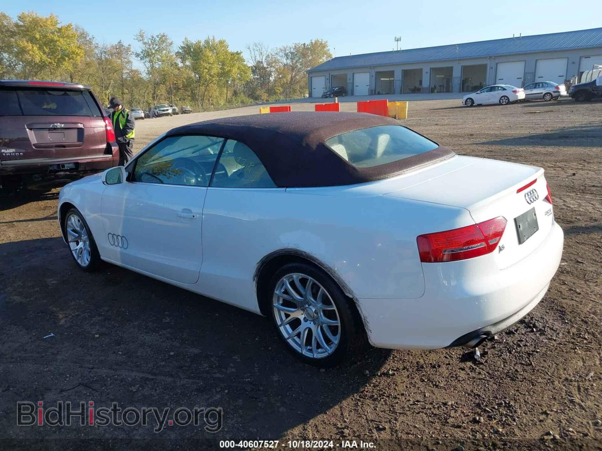 2010 AUDI A5 - VIN: WAULFAFH8AN021890 - Фото 3