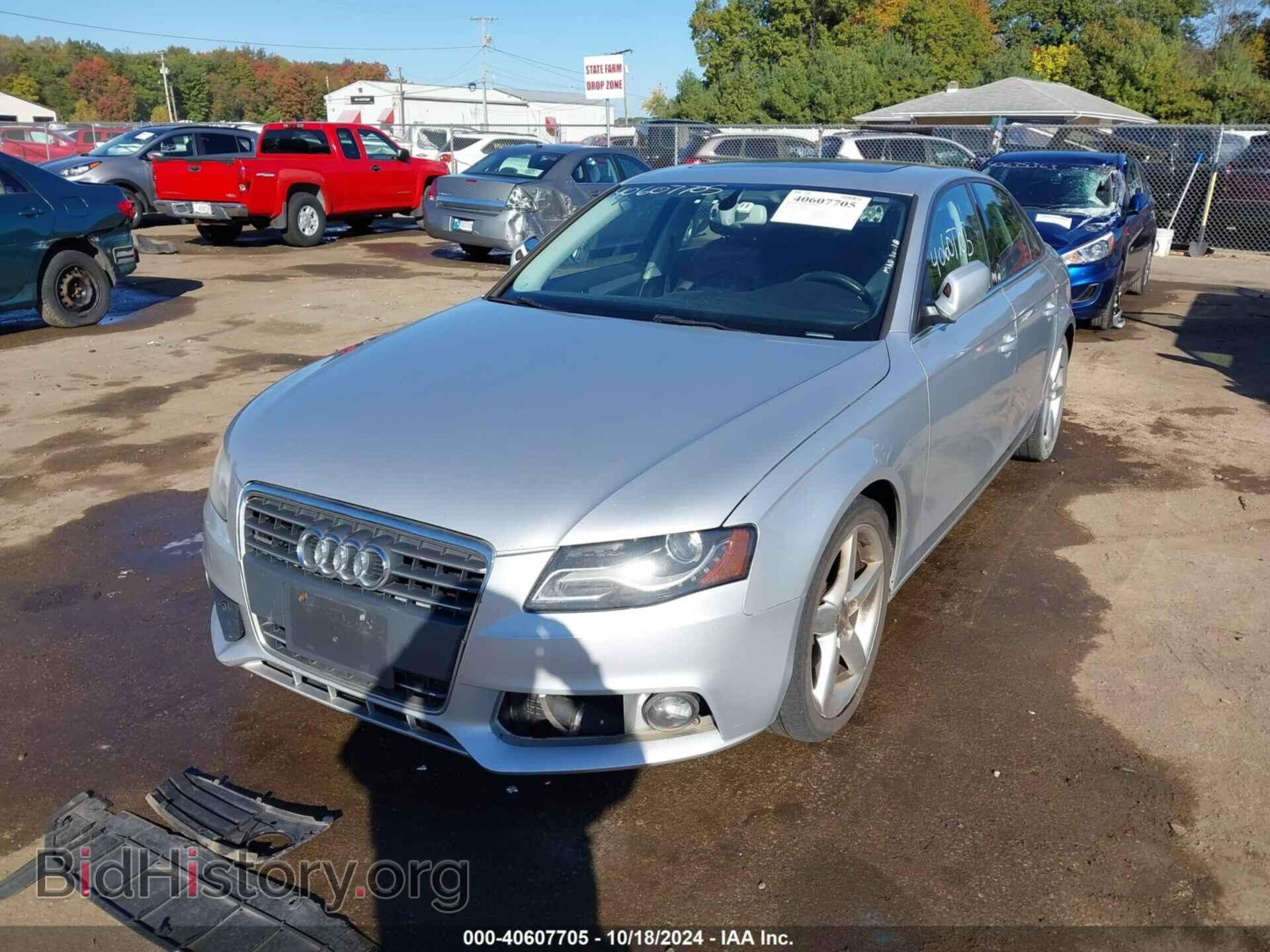 2011 AUDI A4 - VIN: WAUKFBFL1BN050414 - Фото 2