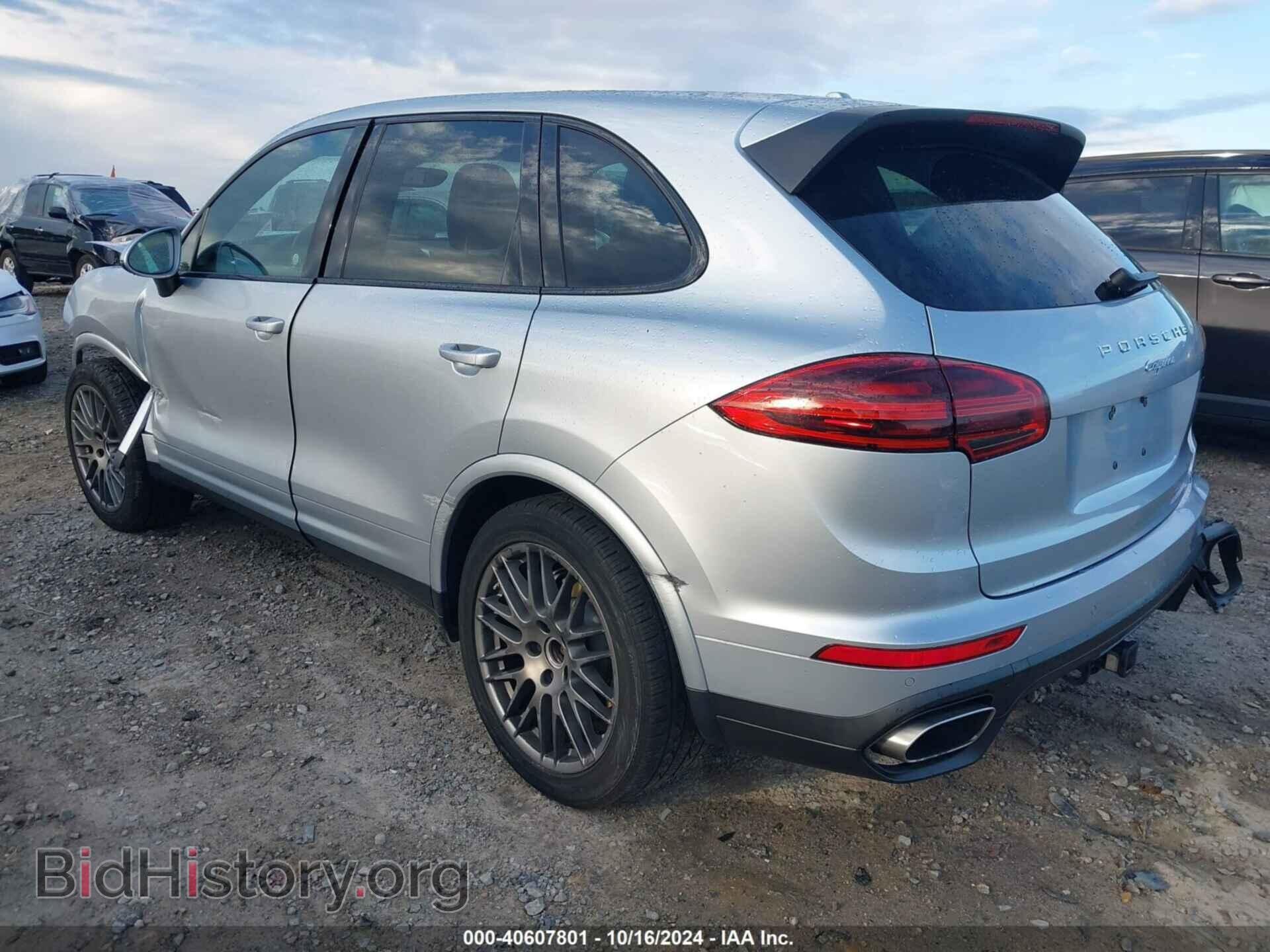 2017 PORSCHE CAYENNE - VIN: WP1AA2A20HKA92089 - Фото 3