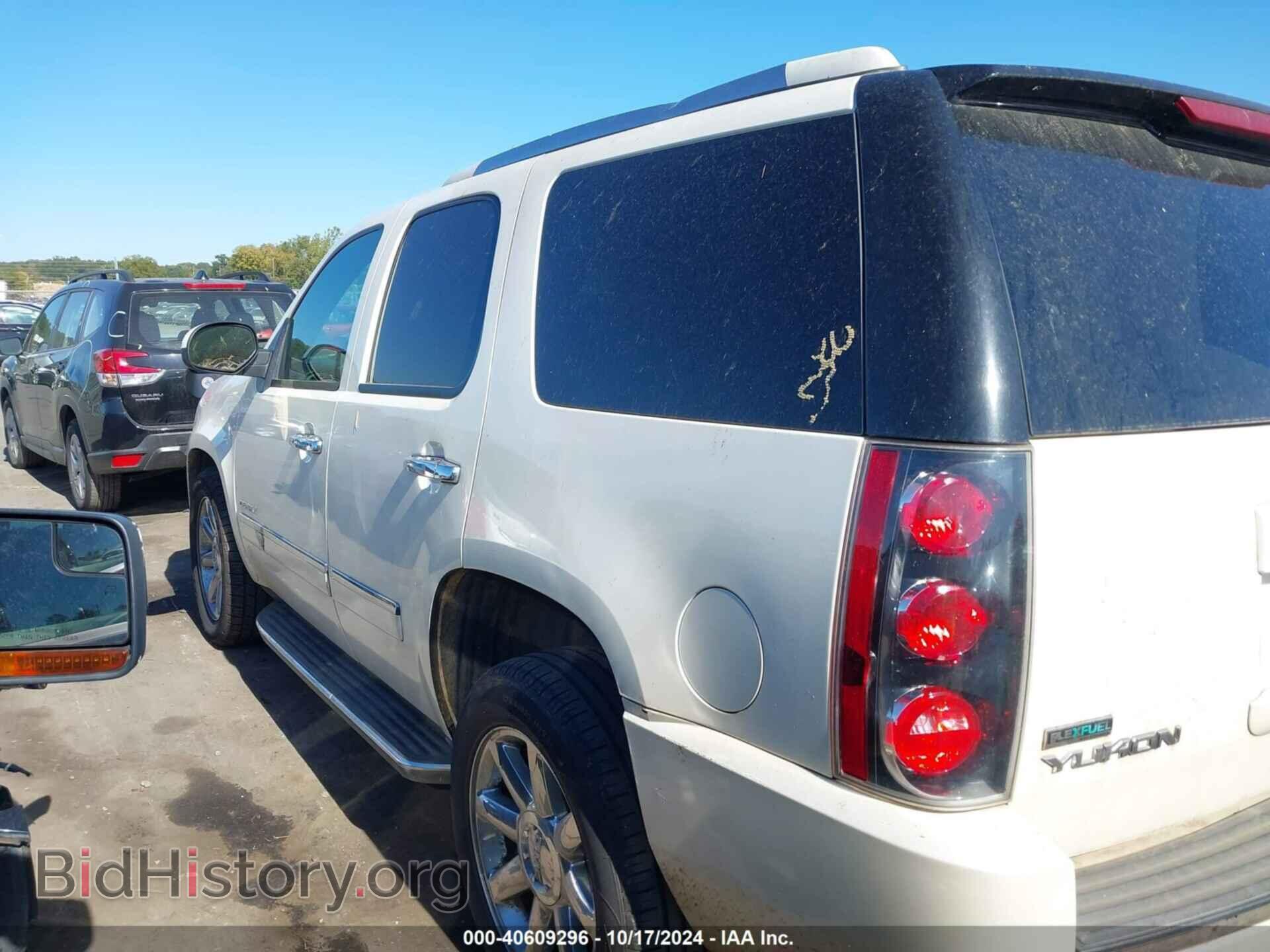 2010 GMC YUKON - VIN: 1GKUKEEF2AR177656 - Photo 14