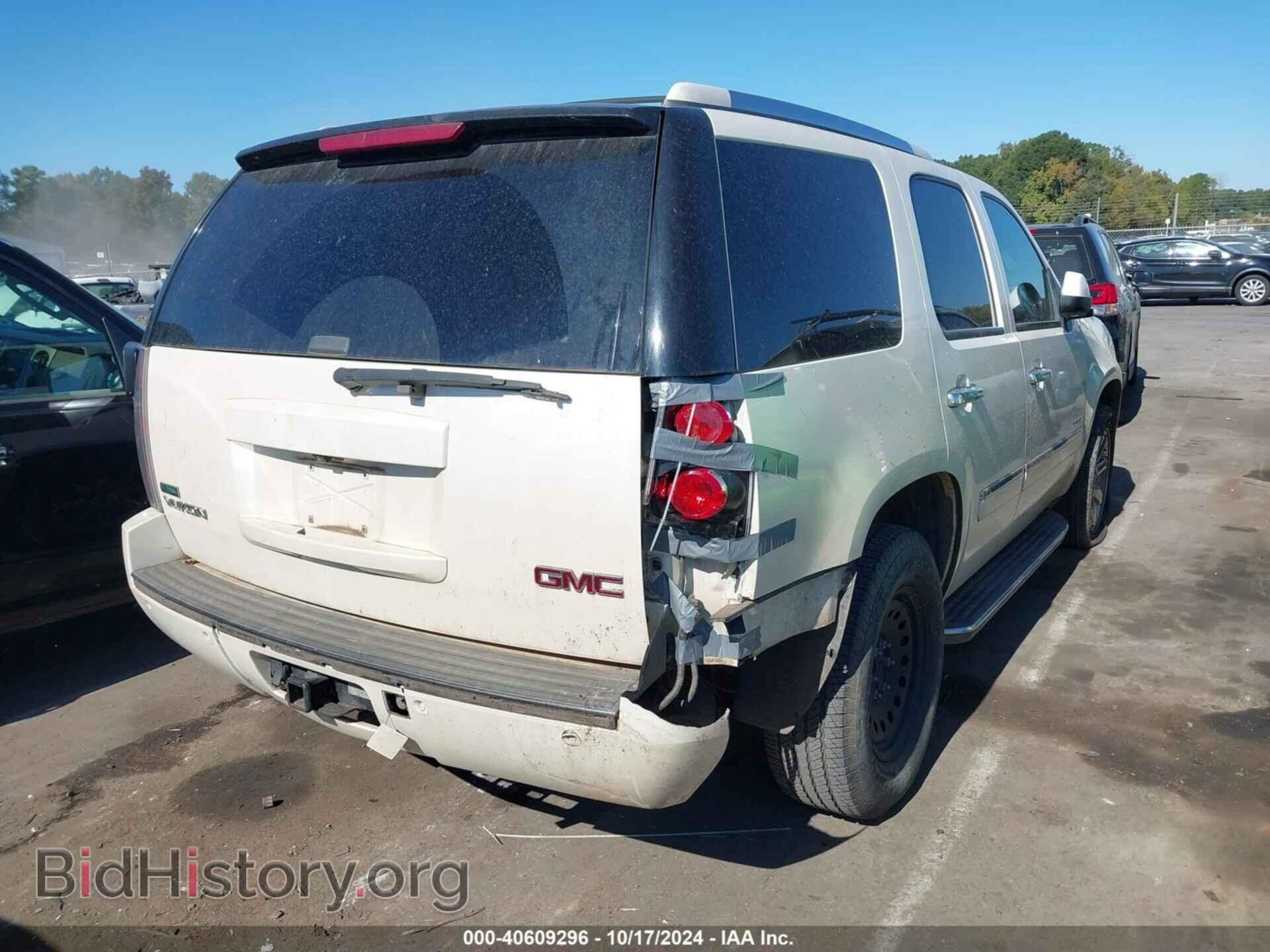 2010 GMC YUKON - VIN: 1GKUKEEF2AR177656 - Photo 4