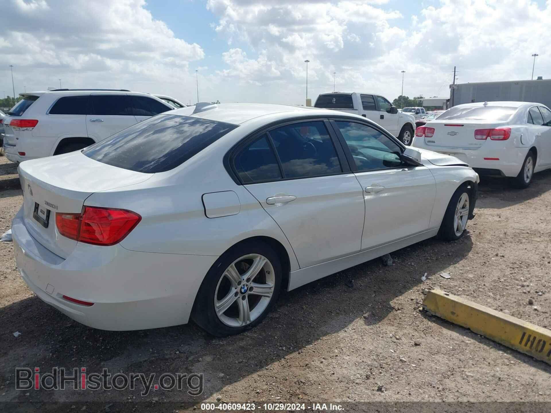 2015 BMW 320I - VIN: WBA3B1C59FK140854 - Фото 4