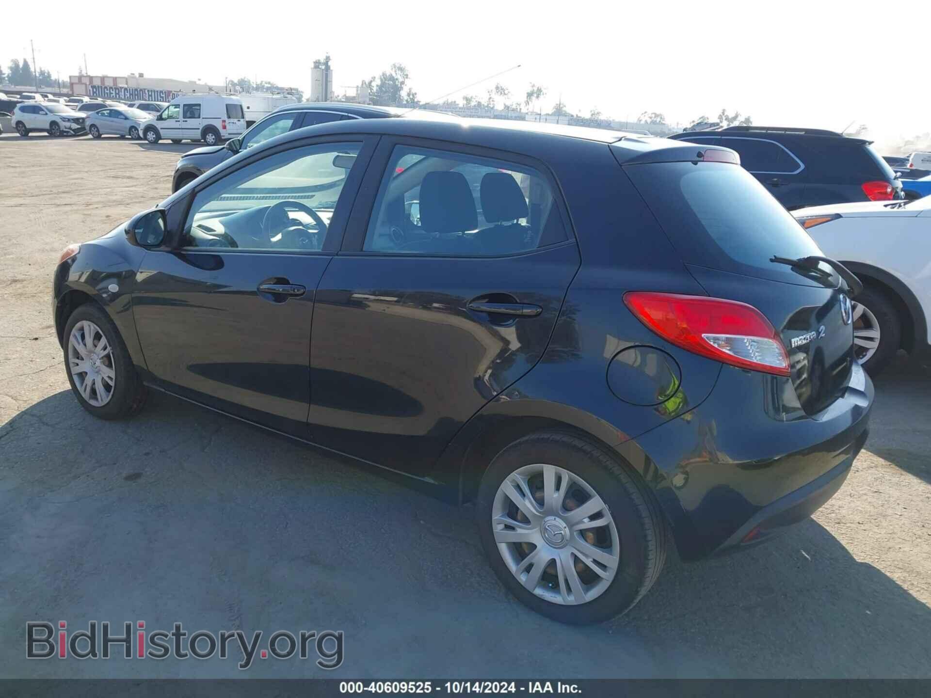 2014 MAZDA MAZDA2 - VIN: JM1DE1KZ0E0174338 - Фото 3