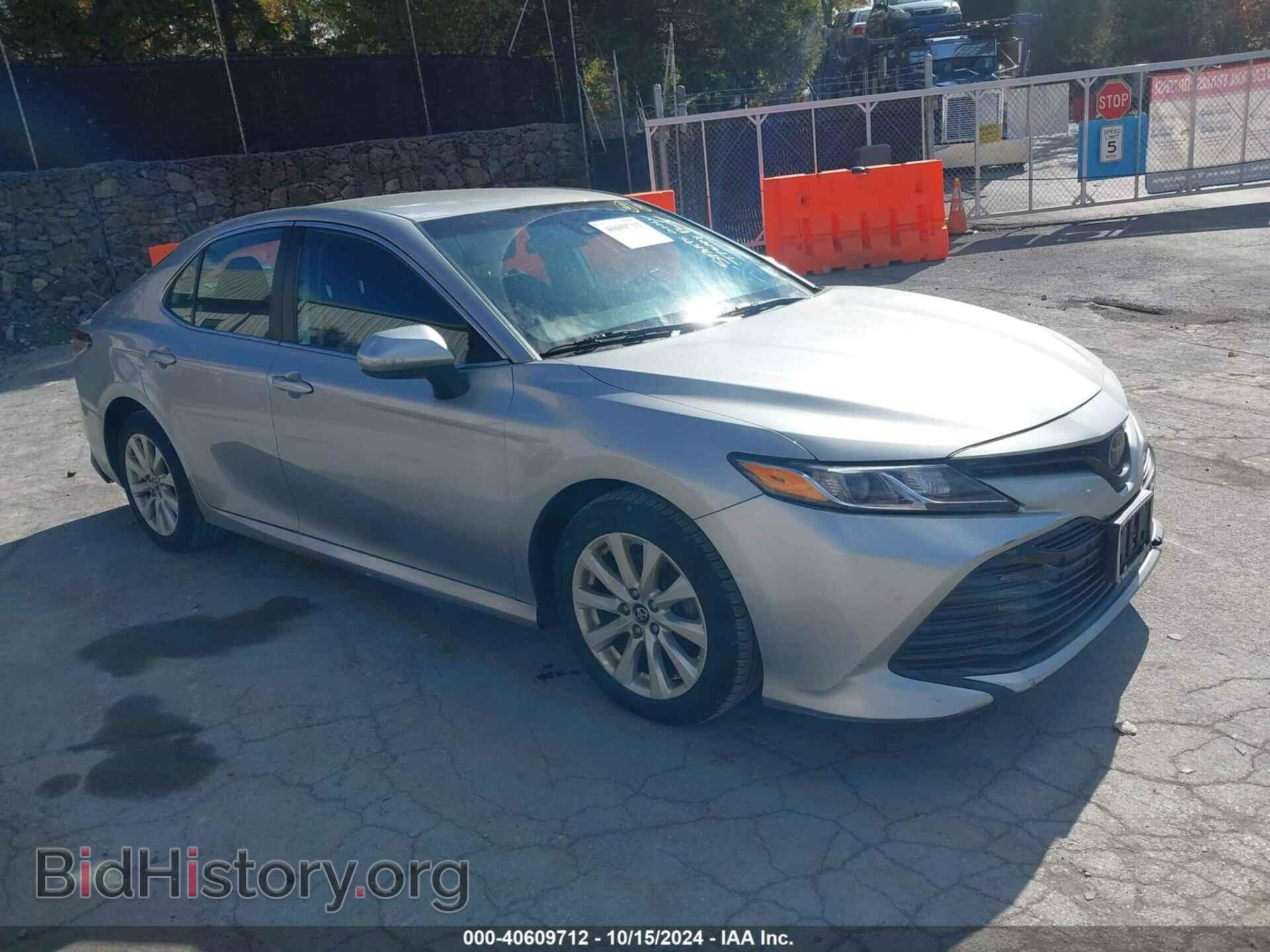 Photo 4T1C11AK3LU857504 - TOYOTA CAMRY 2020