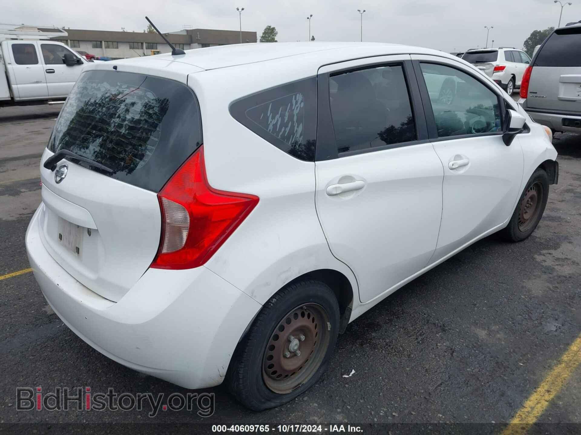 2015 NISSAN VERSA NOTE - VIN: 3N1CE2CP1FL415300 - Фото 4
