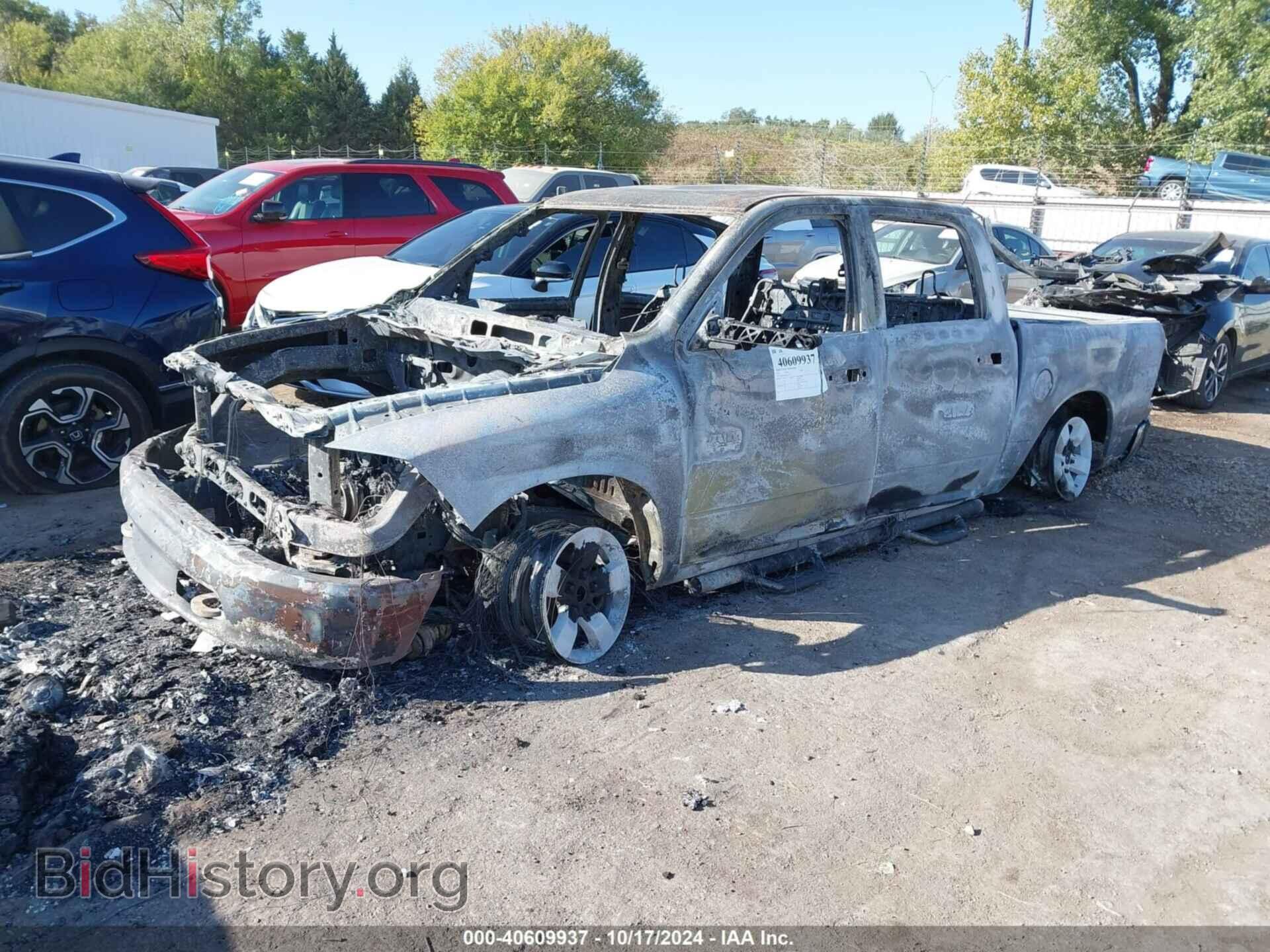 2015 RAM 1500 - VIN: 1C6RR7LT4FS687130 - Фото 2