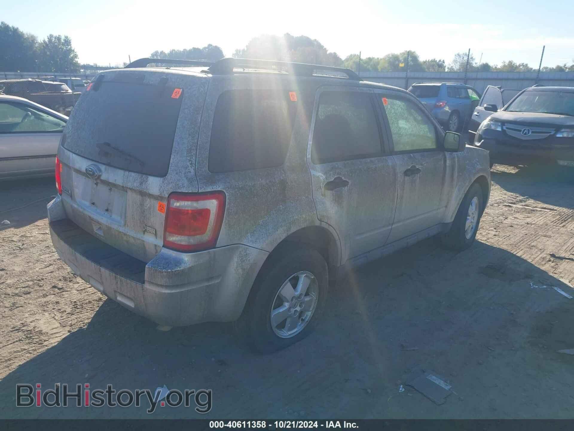 2010 FORD ESCAPE - VIN: 1FMCU0DG2AKD21449 - Фото 4