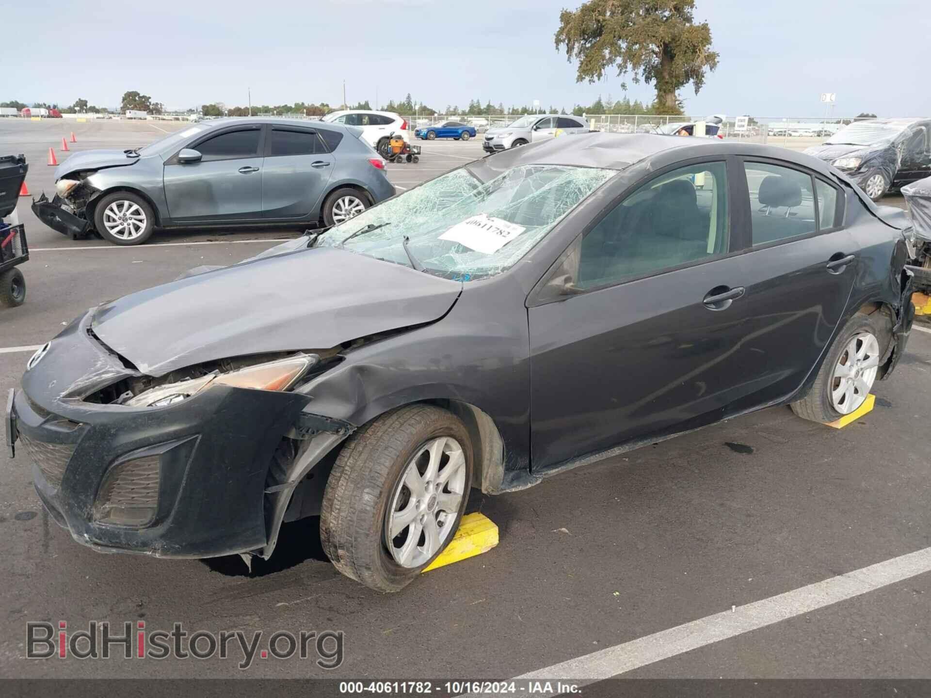 2011 MAZDA MAZDA3 - VIN: JM1BL1VG7B1402574 - Фото 2