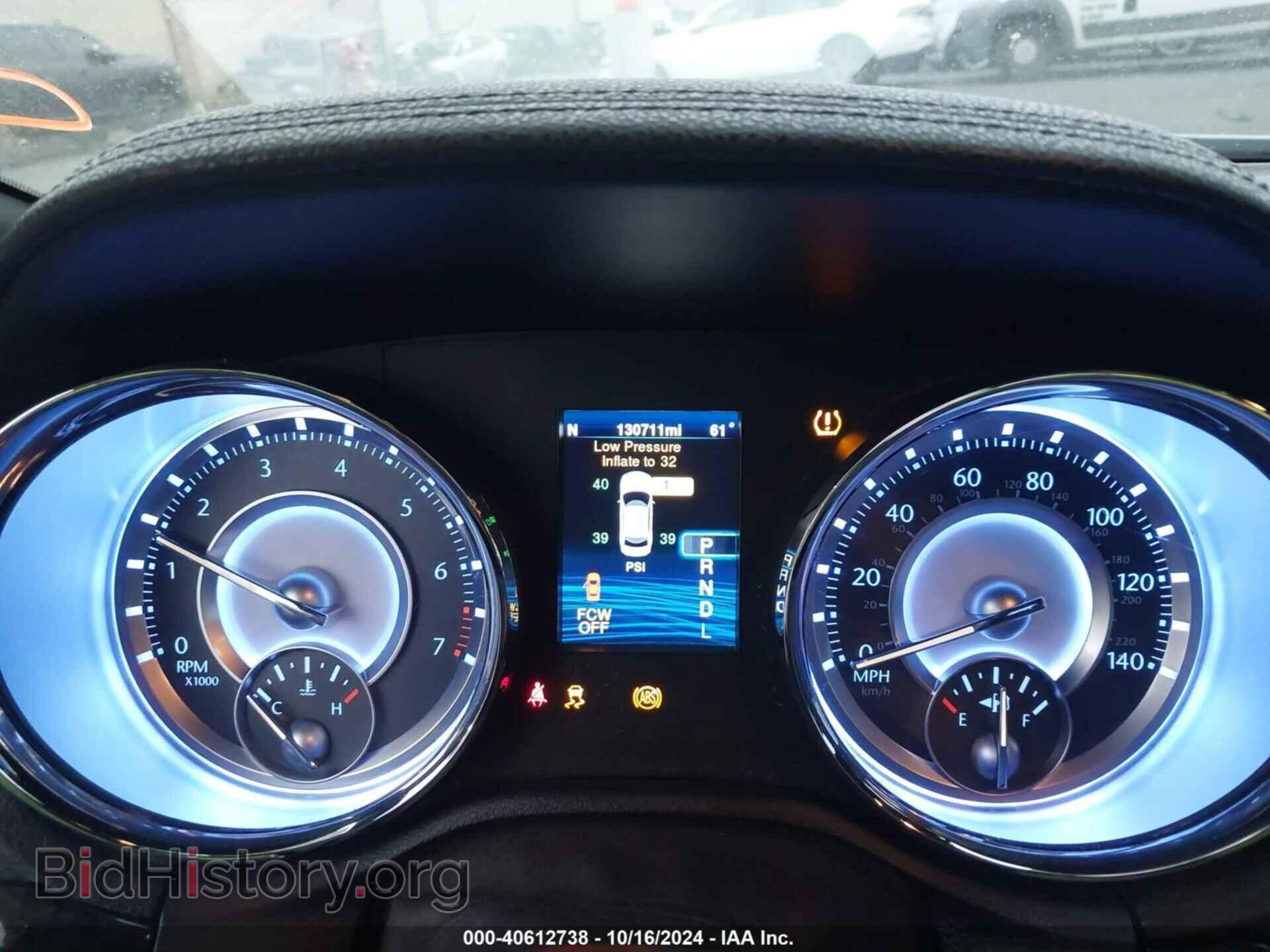 2014 CHRYSLER 300C - VIN: 2C3CCAEG7EH233526 - Фото 16