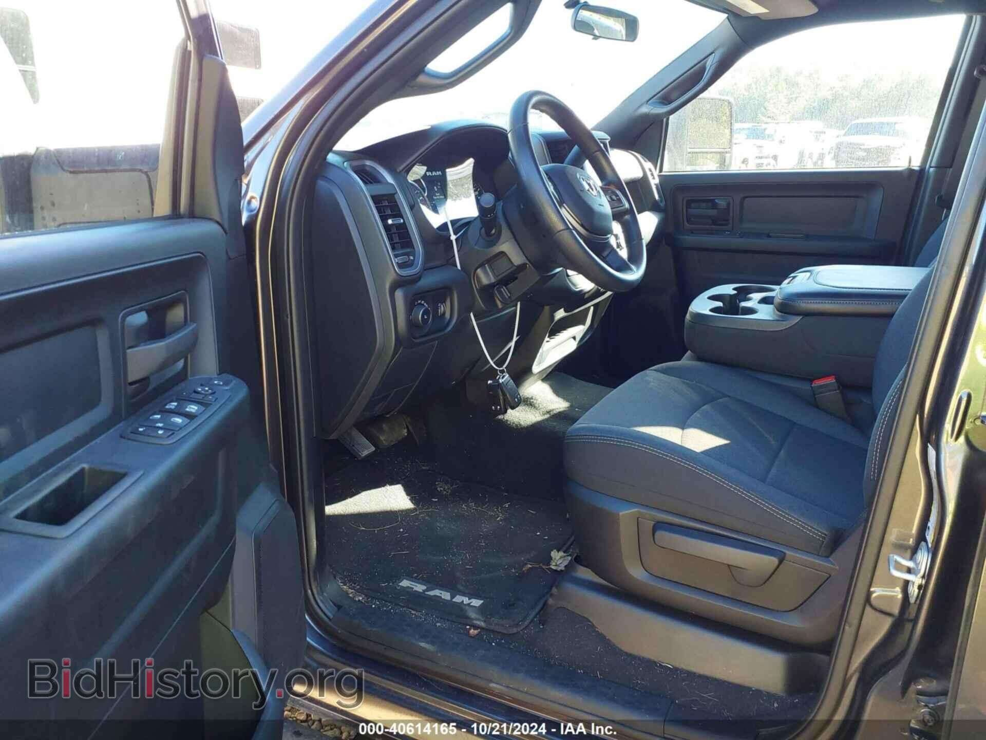 2024 RAM 3500 - VIN: 3C63RRGL2RG219193 - Фото 6
