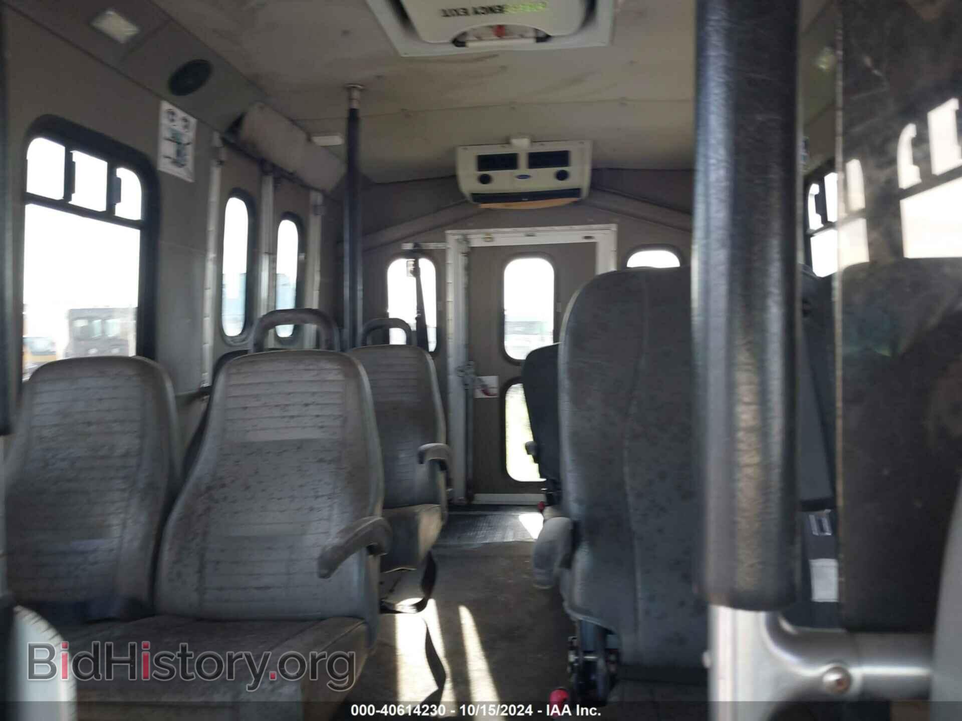 2011 FORD E-350 CUTAWAY - VIN: 1FDEE3FL5BDA73382 - Фото 6