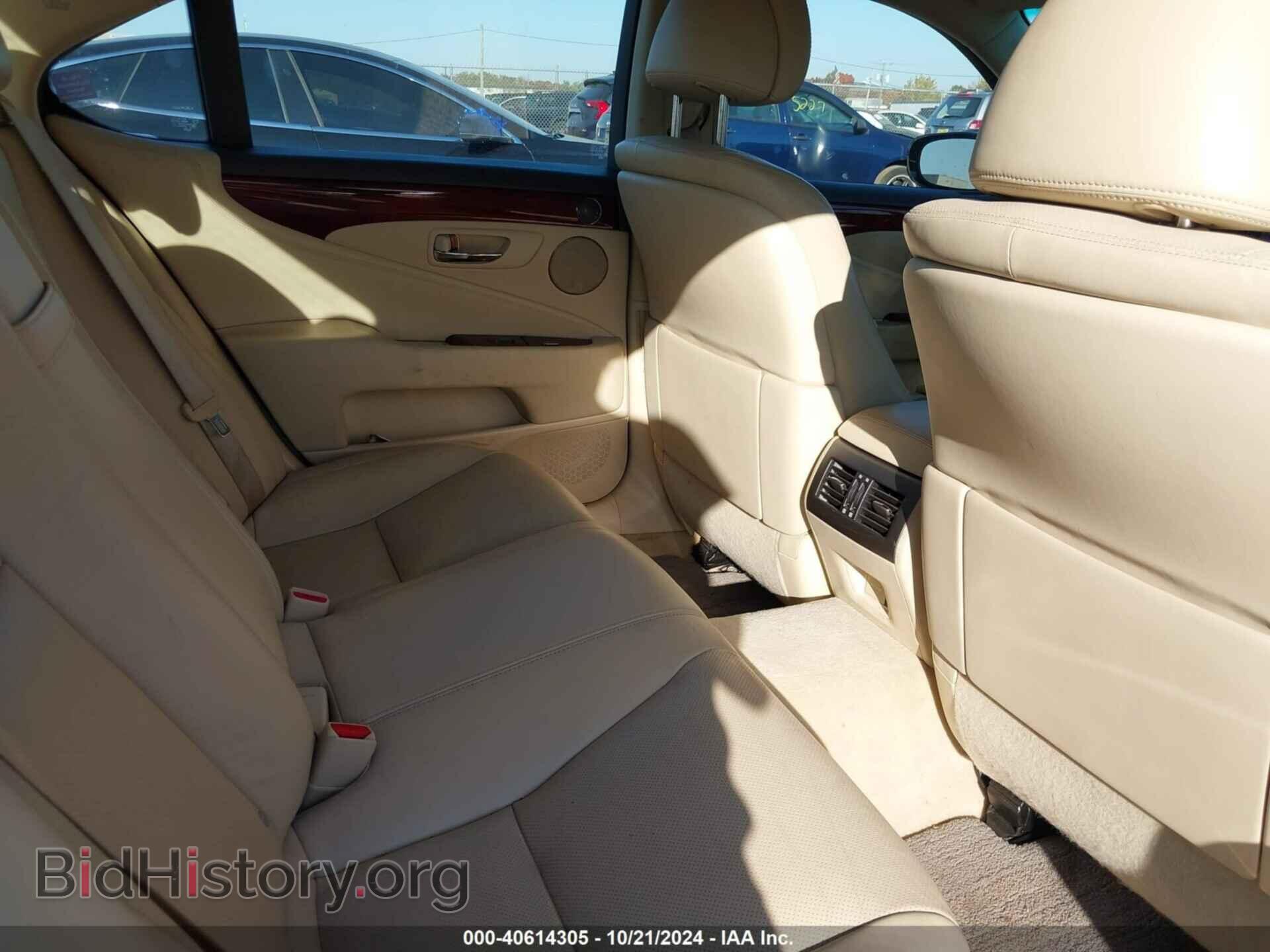 2011 LEXUS LS 460 - VIN: JTHCL5EF6B5011085 - Photo 8