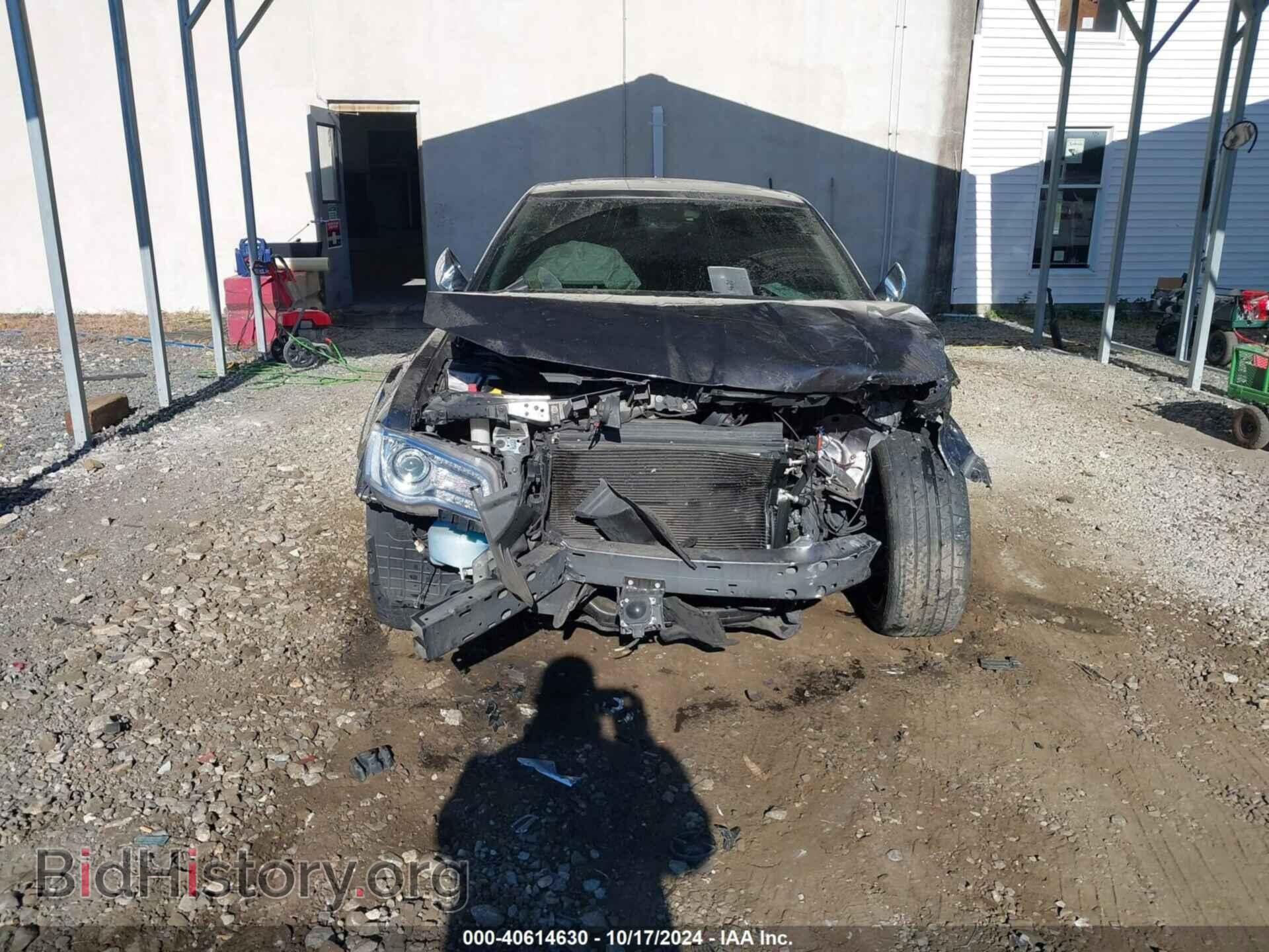 2016 CHRYSLER 300C - VIN: 2C3CCAET4GH359357 - Фото 12