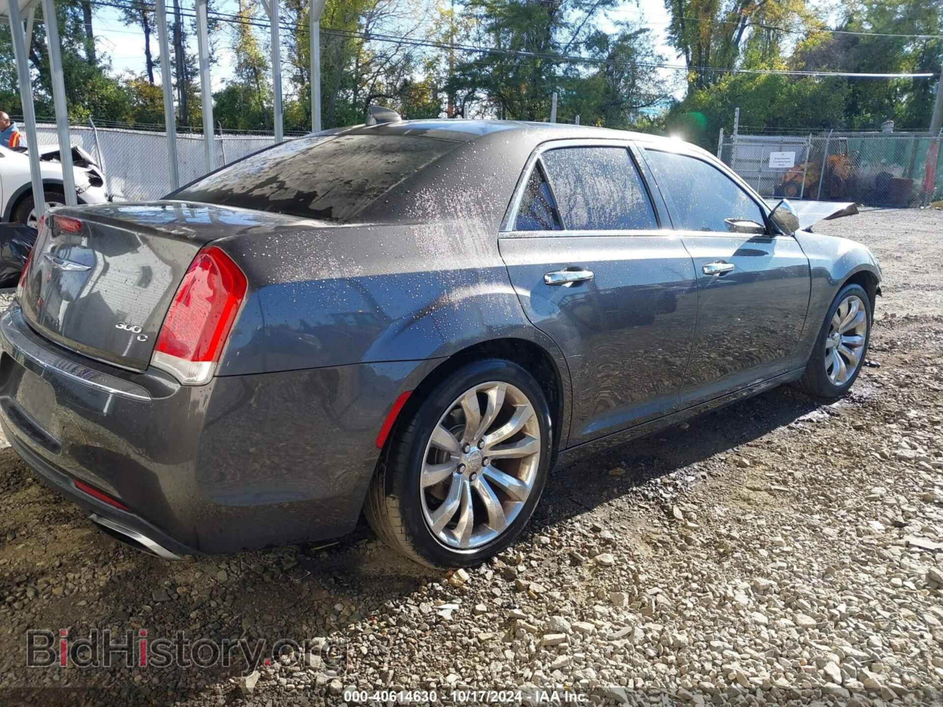 2016 CHRYSLER 300C - VIN: 2C3CCAET4GH359357 - Фото 4