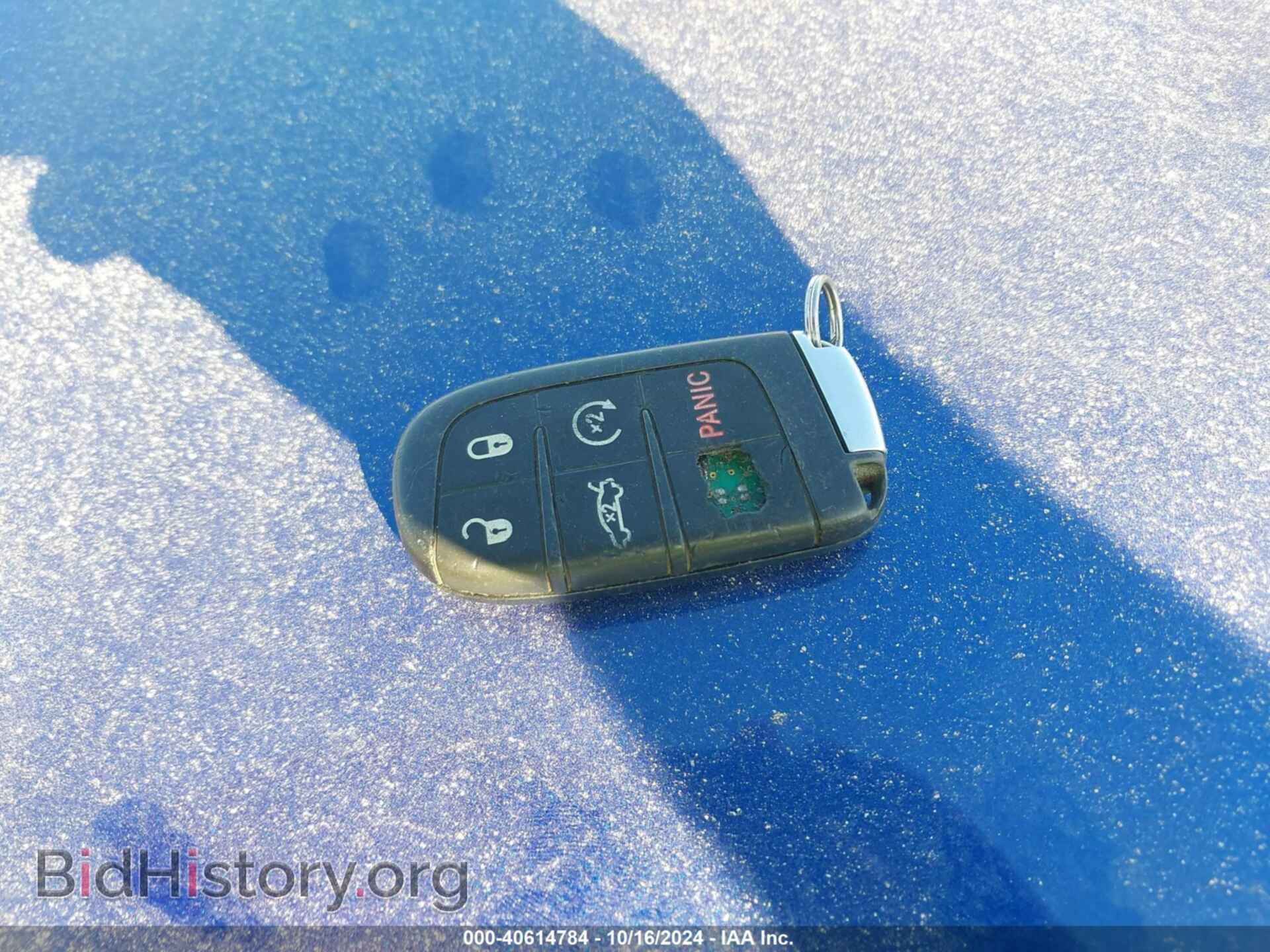2015 CHRYSLER 200 - VIN: 1C3CCCBBXFN535809 - Фото 11