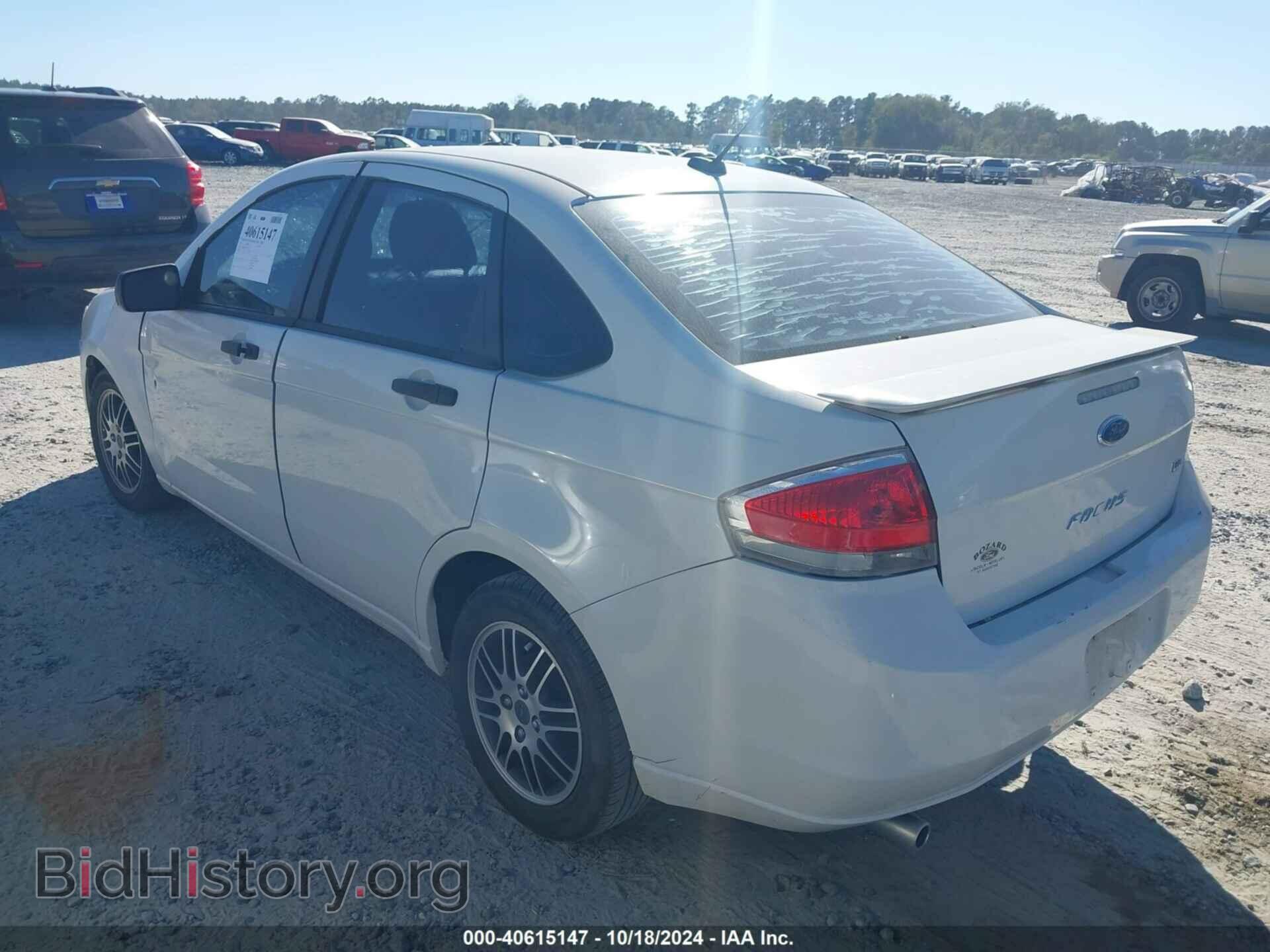 2011 FORD FOCUS - VIN: 1FAHP3FN1BW101105 - Фото 3