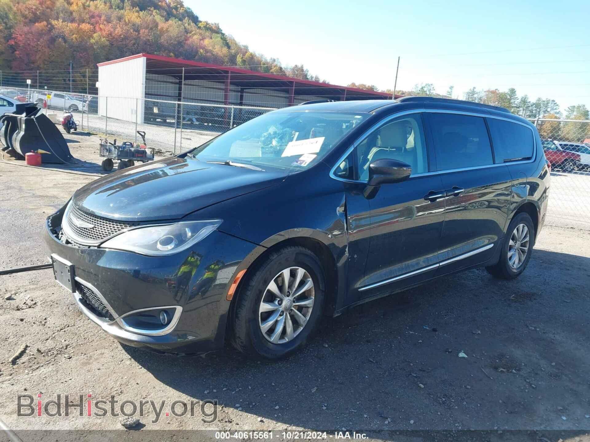 2017 CHRYSLER PACIFICA - VIN: 2C4RC1BG7HR794530 - Фото 2
