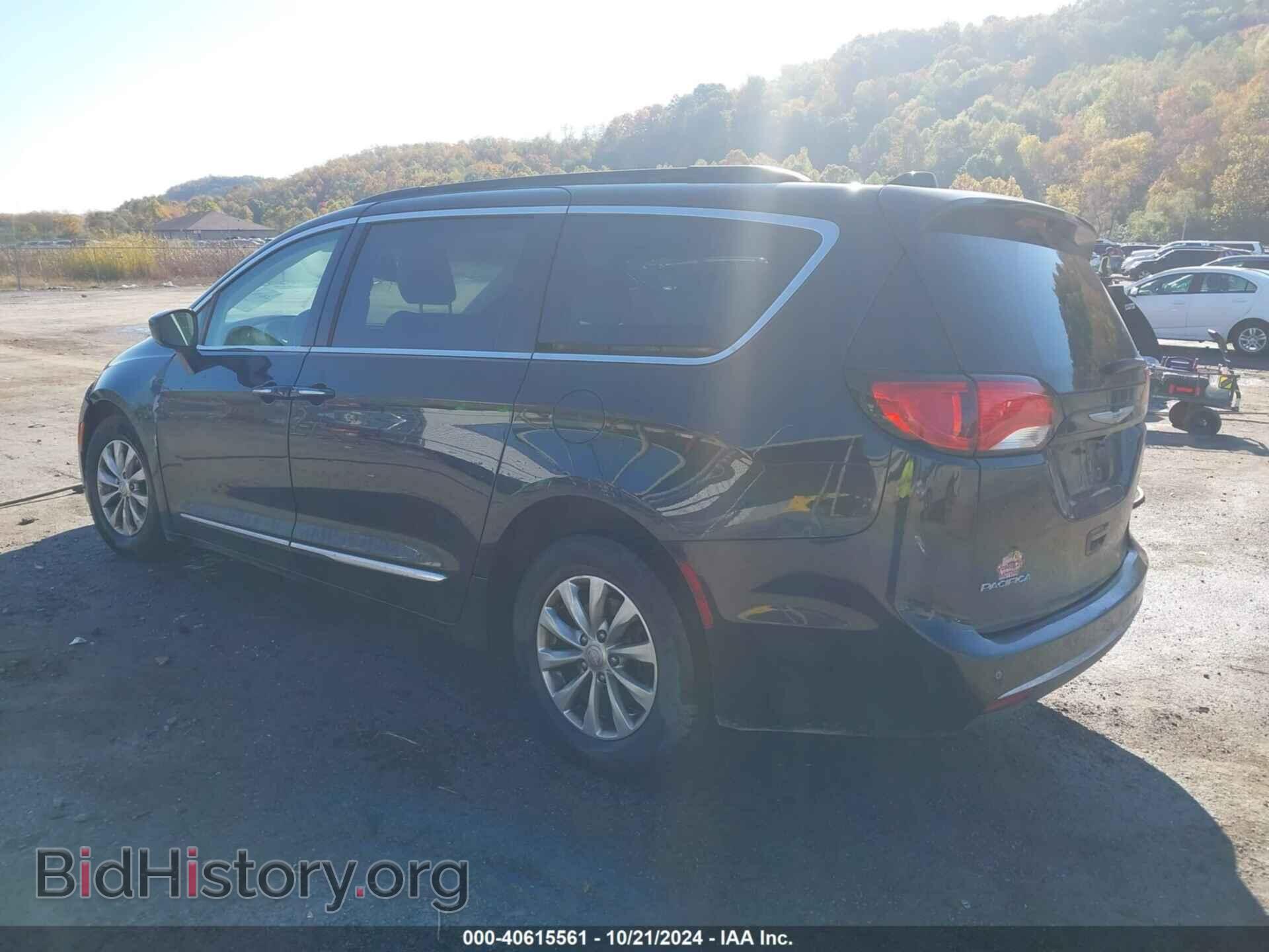 2017 CHRYSLER PACIFICA - VIN: 2C4RC1BG7HR794530 - Фото 3