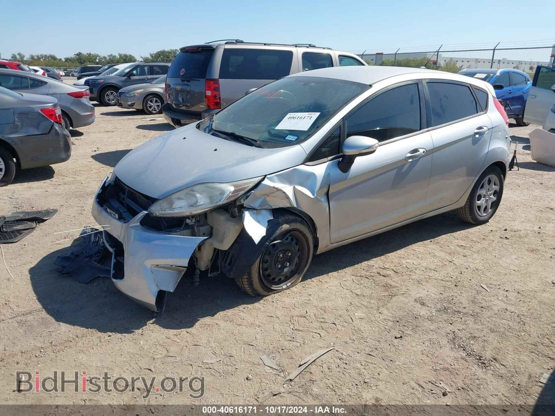 2013 FORD FIESTA - VIN: 3FADP4EJ8DM176907 - Фото 2
