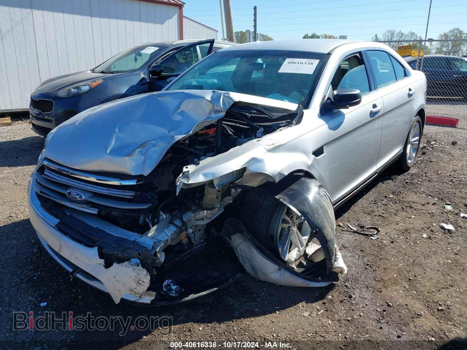 2016 FORD TAURUS - VIN: 1FAHP2D8XGG133172 - Фото 2