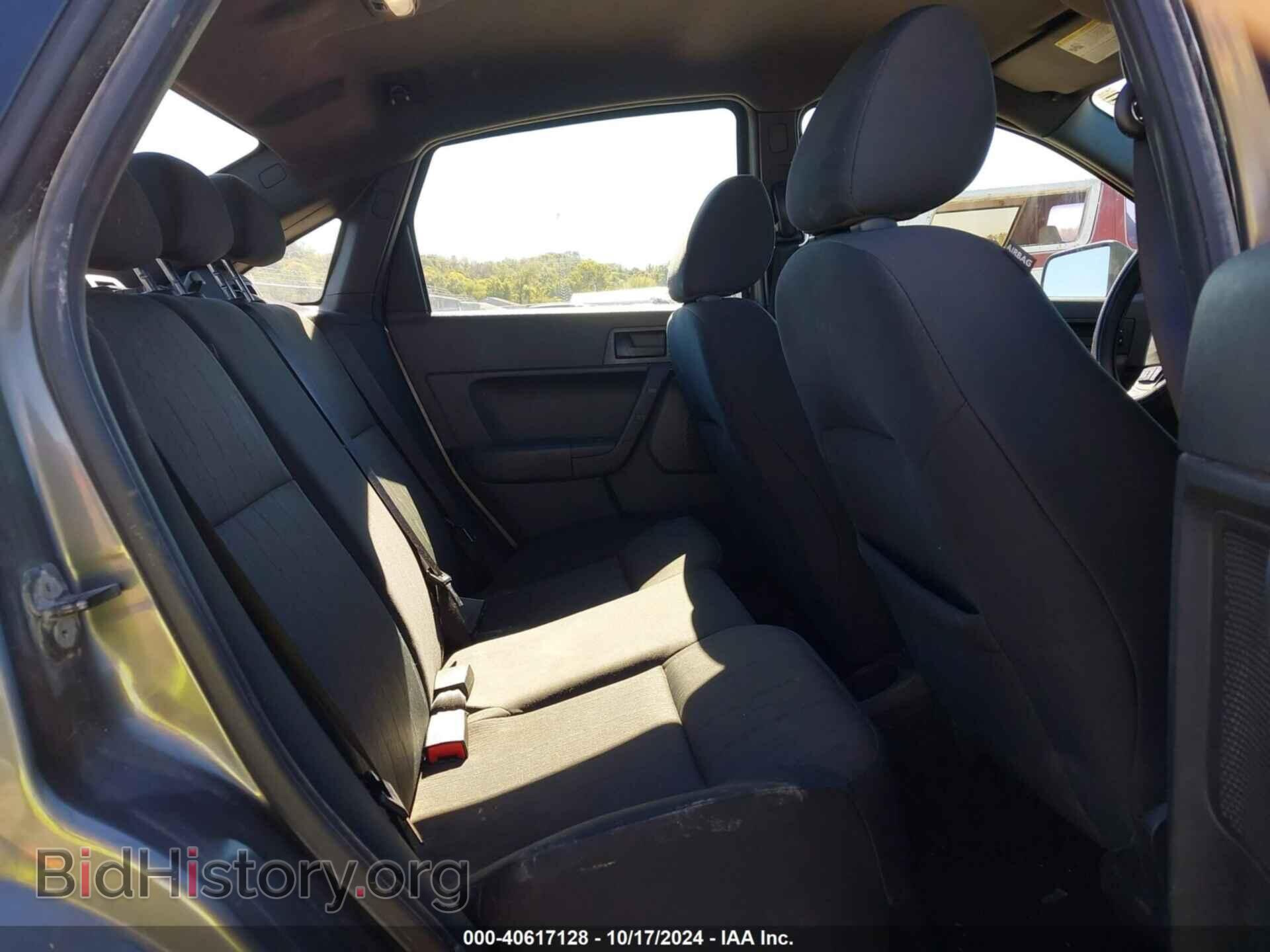 2010 FORD FOCUS - VIN: 1FAHP3FN8AW245913 - Фото 8