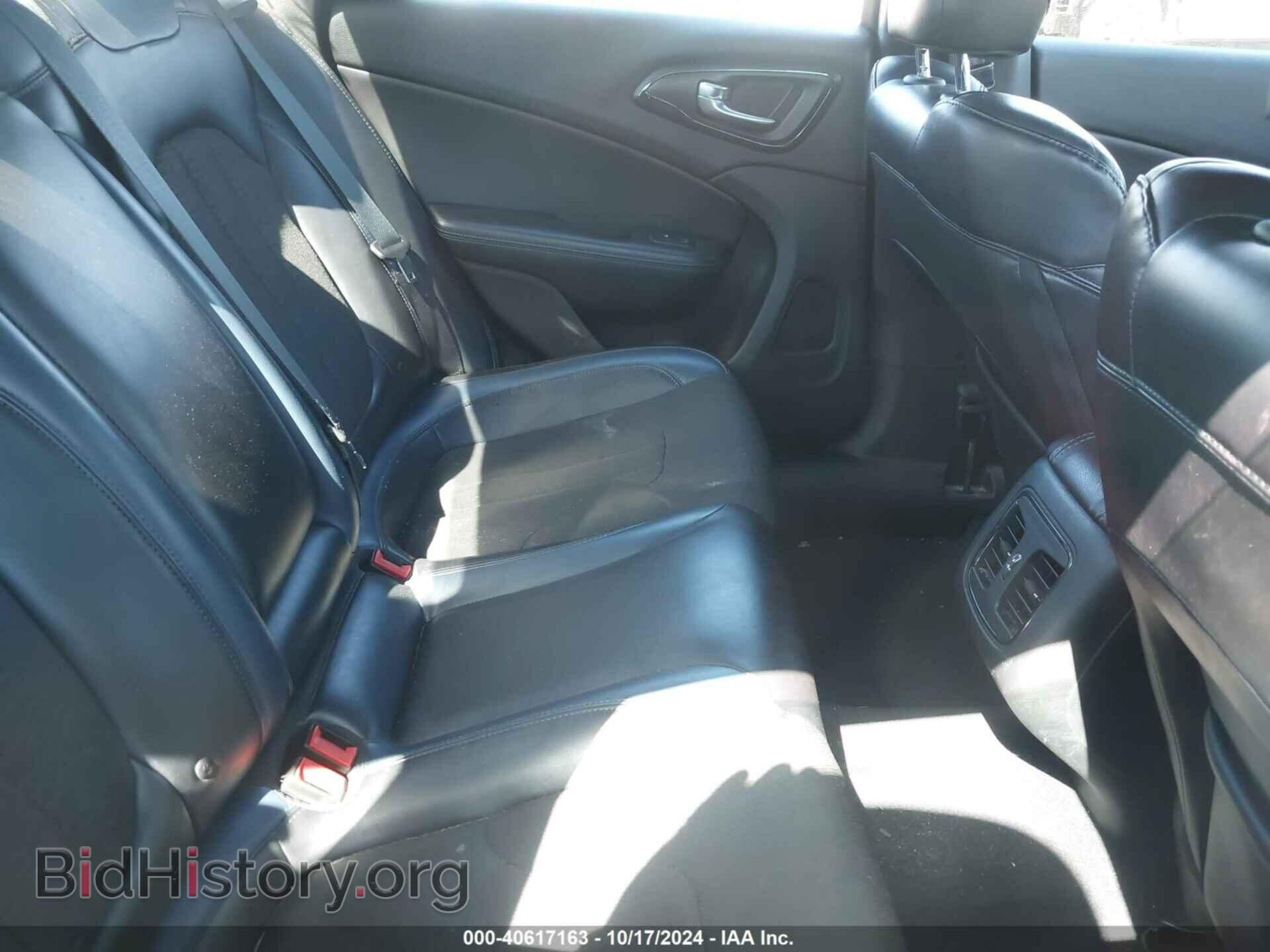 2015 CHRYSLER 200 - VIN: 1C3CCCBB8FN647802 - Photo 8