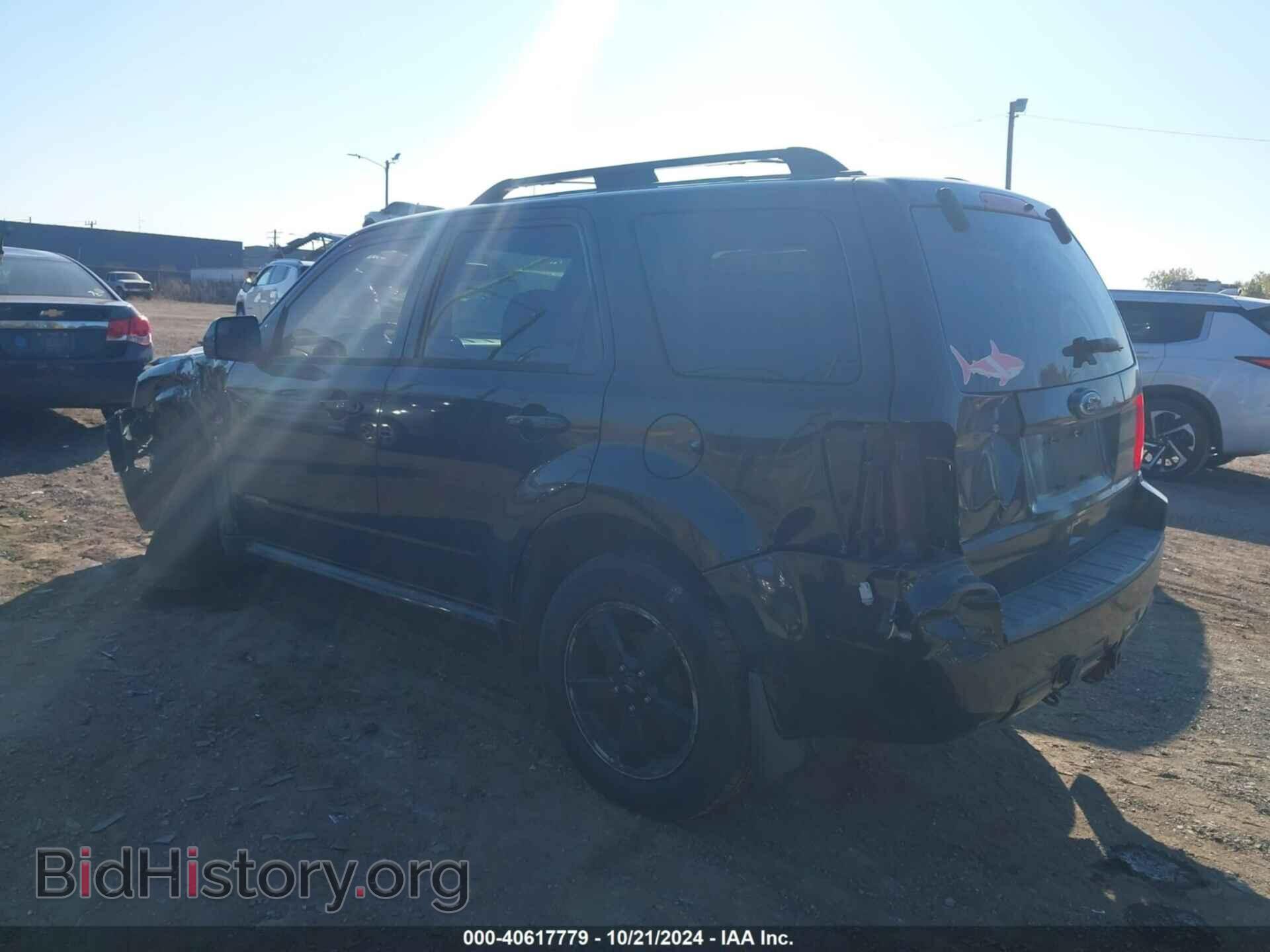 2011 FORD ESCAPE - VIN: 1FMCU9DG2BKB52488 - Фото 3
