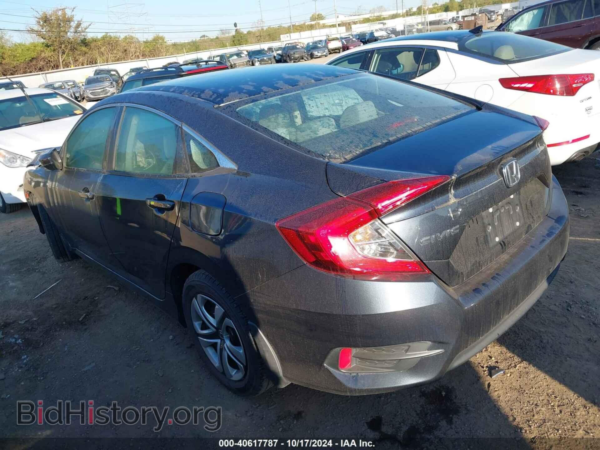 2018 HONDA CIVIC - VIN: 19XFC2F52JE024227 - Фото 3