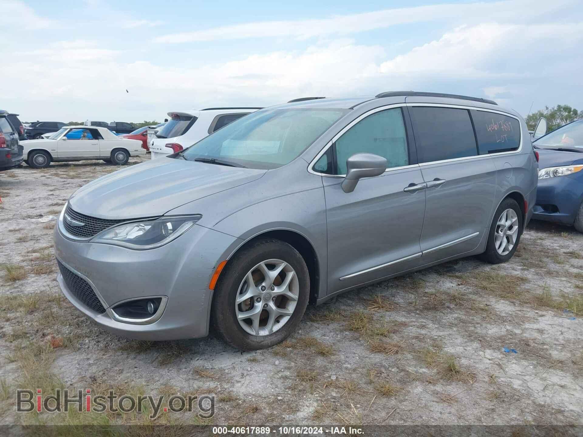 2017 CHRYSLER PACIFICA - VIN: 2C4RC1BG5HR511042 - Photo 2