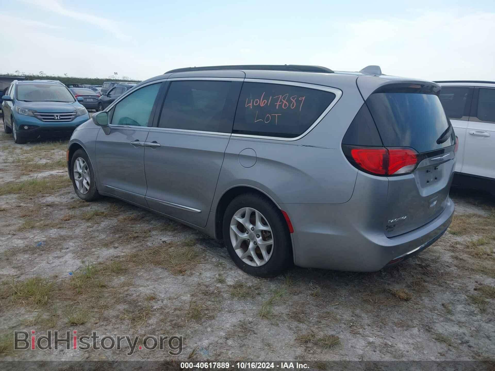 2017 CHRYSLER PACIFICA - VIN: 2C4RC1BG5HR511042 - Photo 3