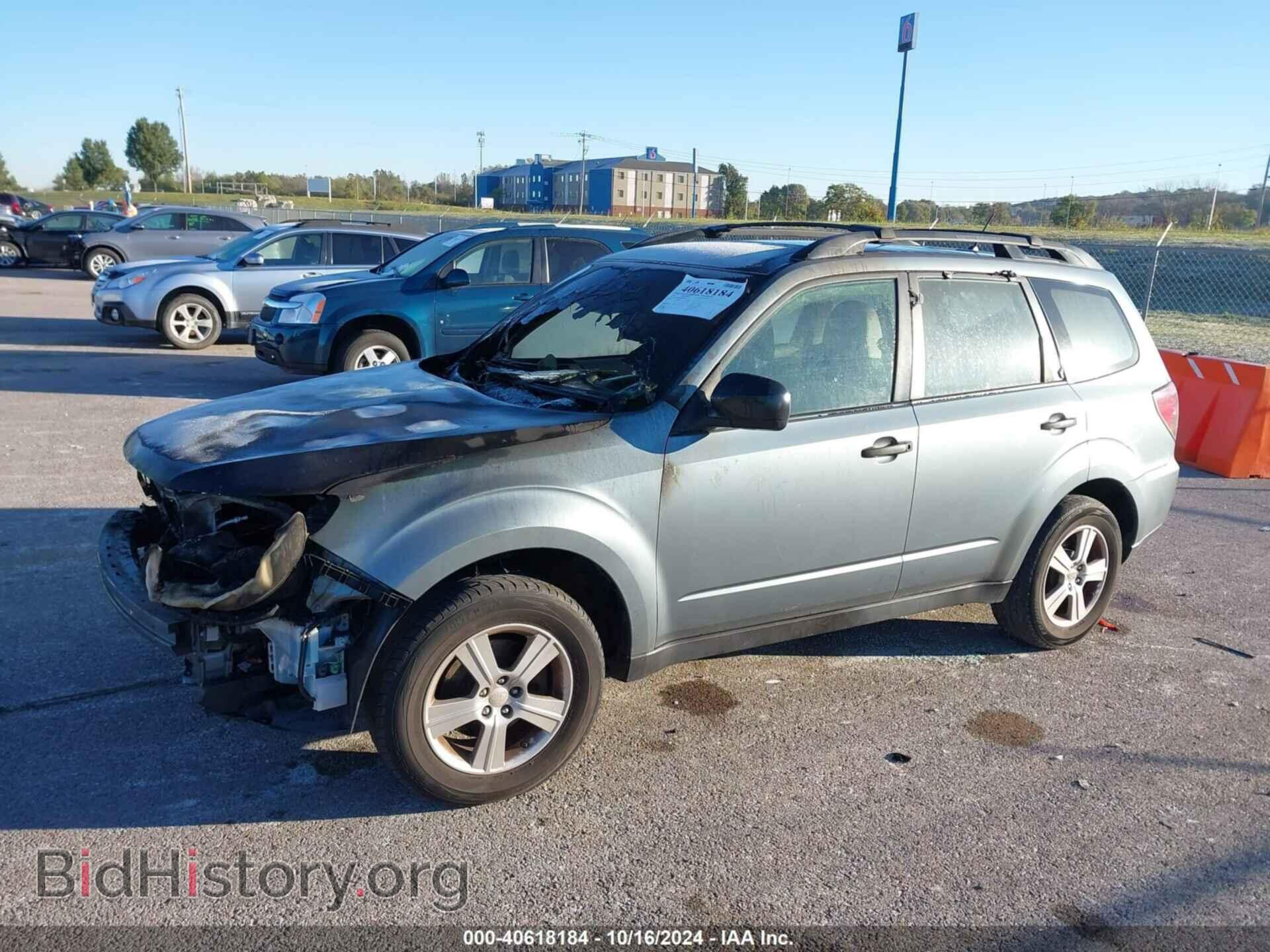 2011 SUBARU FORESTER - VIN: JF2SHBBC8BH767590 - Фото 2