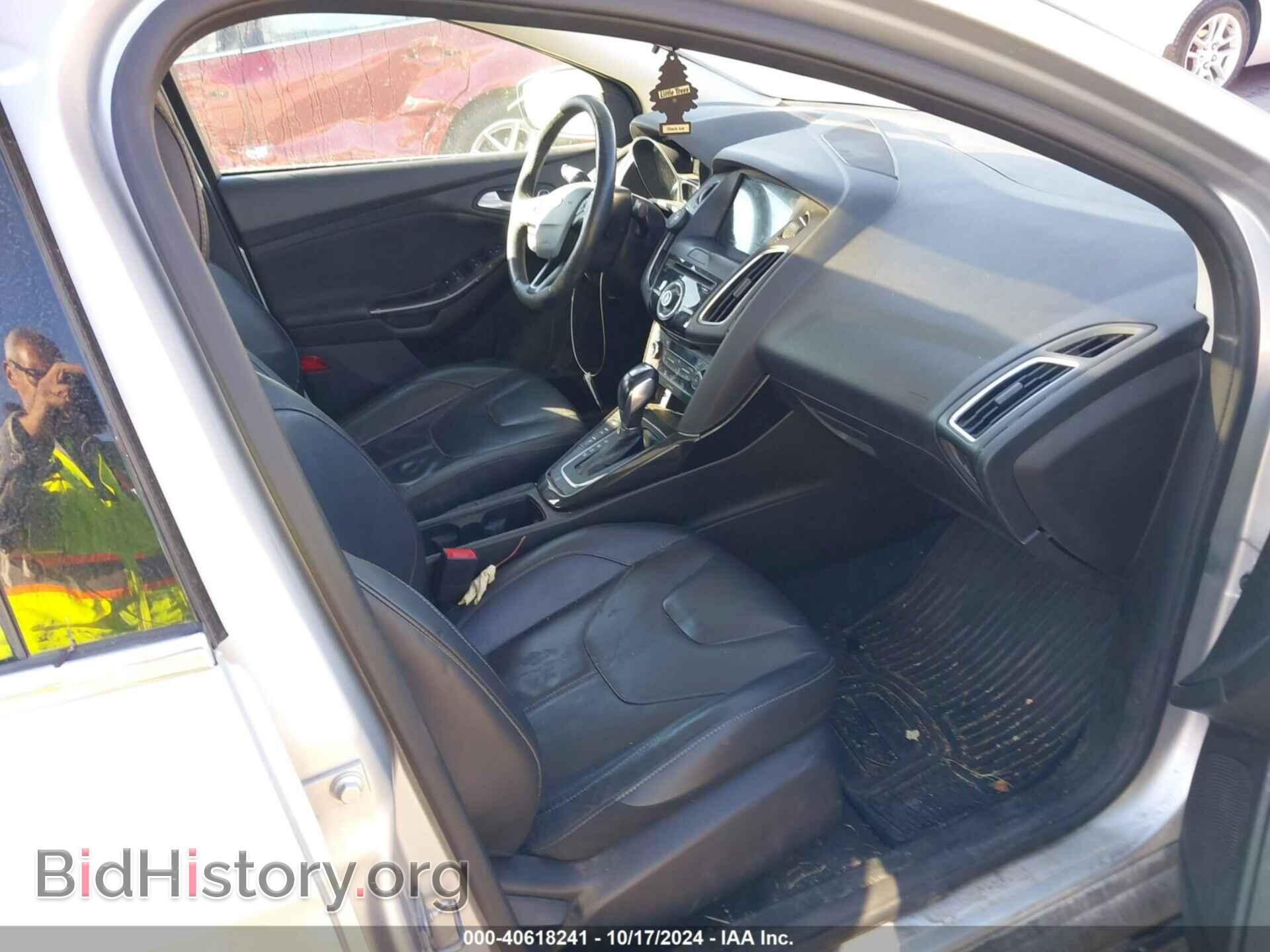 2016 FORD FOCUS - VIN: 1FADP3J24GL305952 - Photo 5