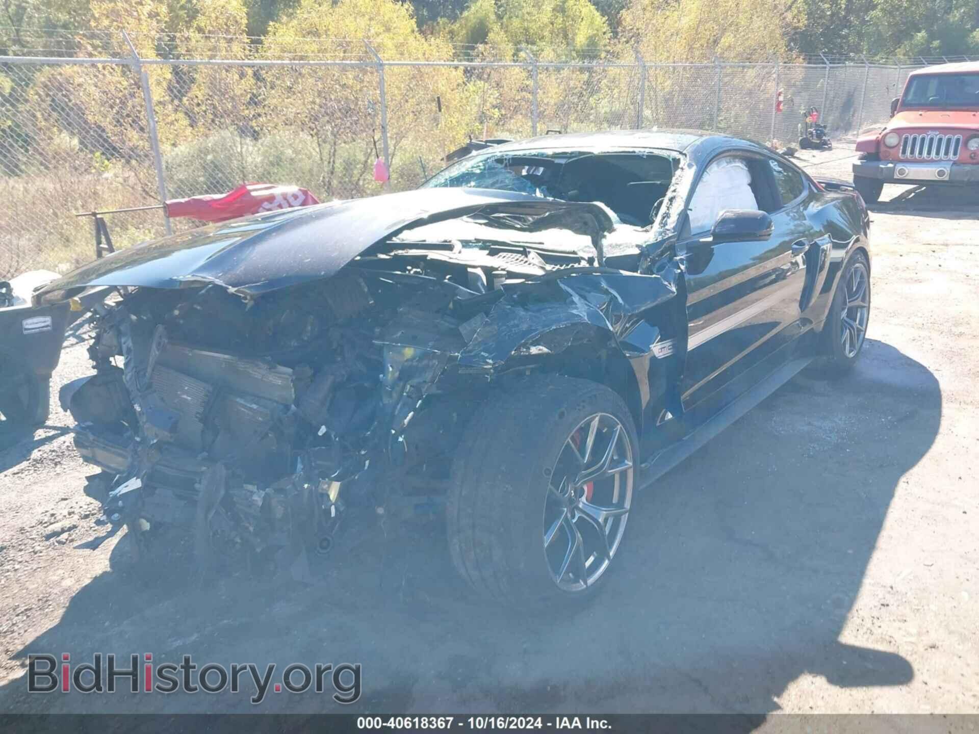 2021 FORD MUSTANG - VIN: 1FA6P8CF4M5110827 - Фото 2